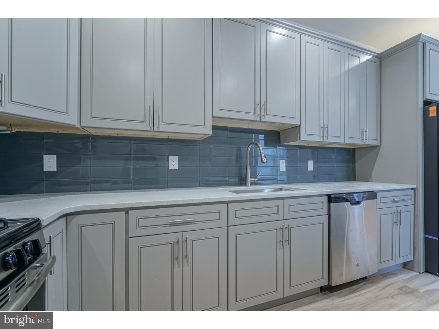 WEST KENSINGTON - Residential
