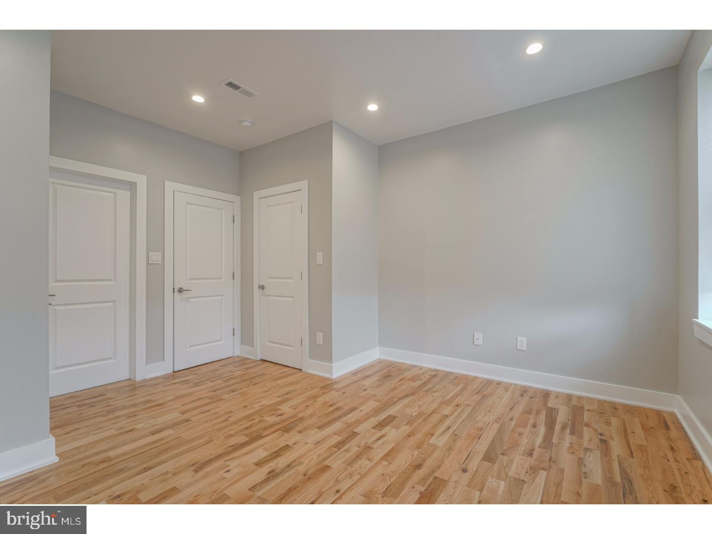 WEST KENSINGTON - Residential