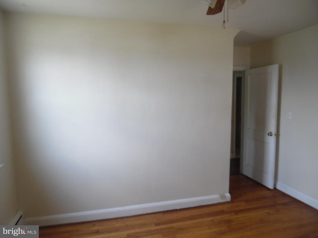 CATONSVILLE MANOR - Residential