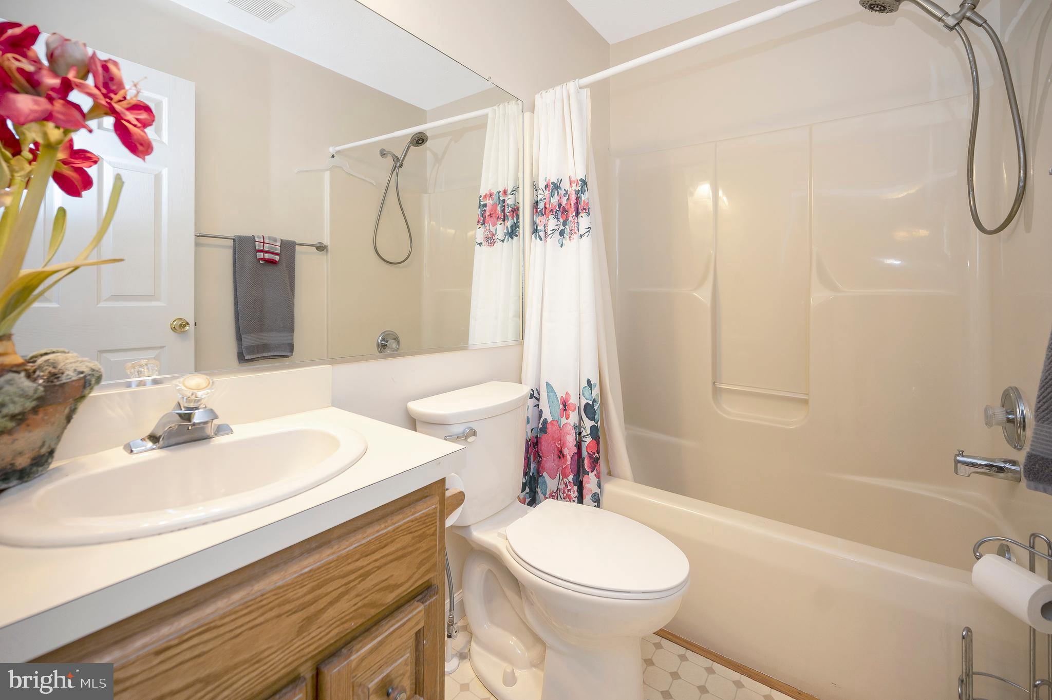 WILDERNESS SHORES - Residential