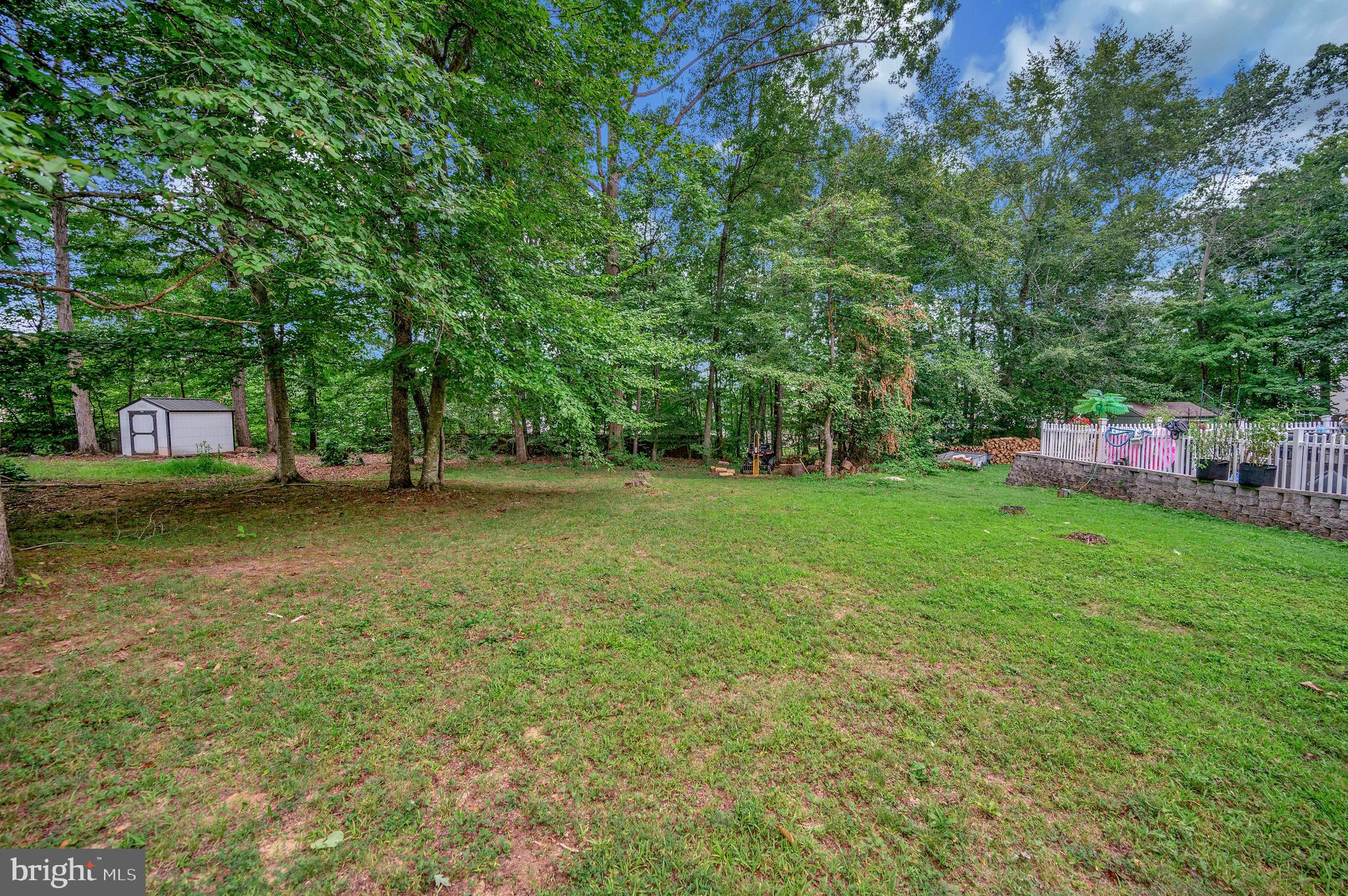 WILDERNESS SHORES - Residential