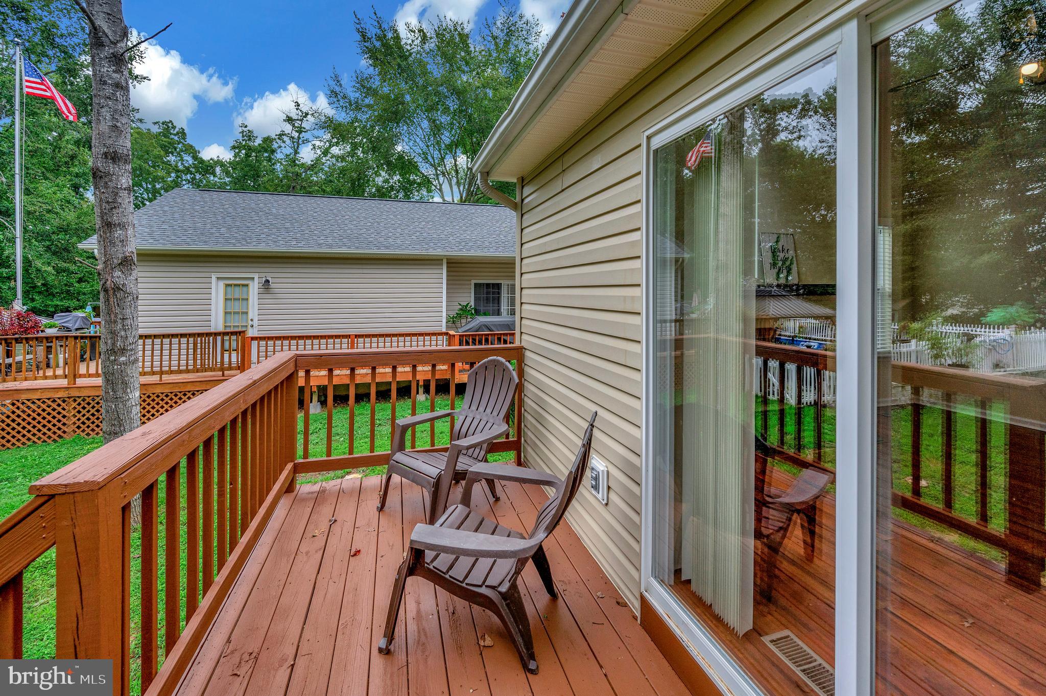 WILDERNESS SHORES - Residential