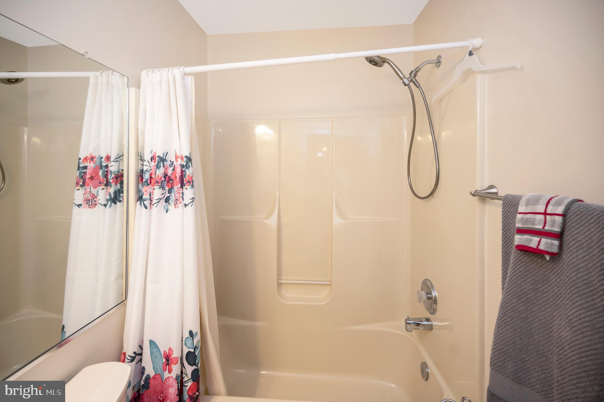 WILDERNESS SHORES - Residential