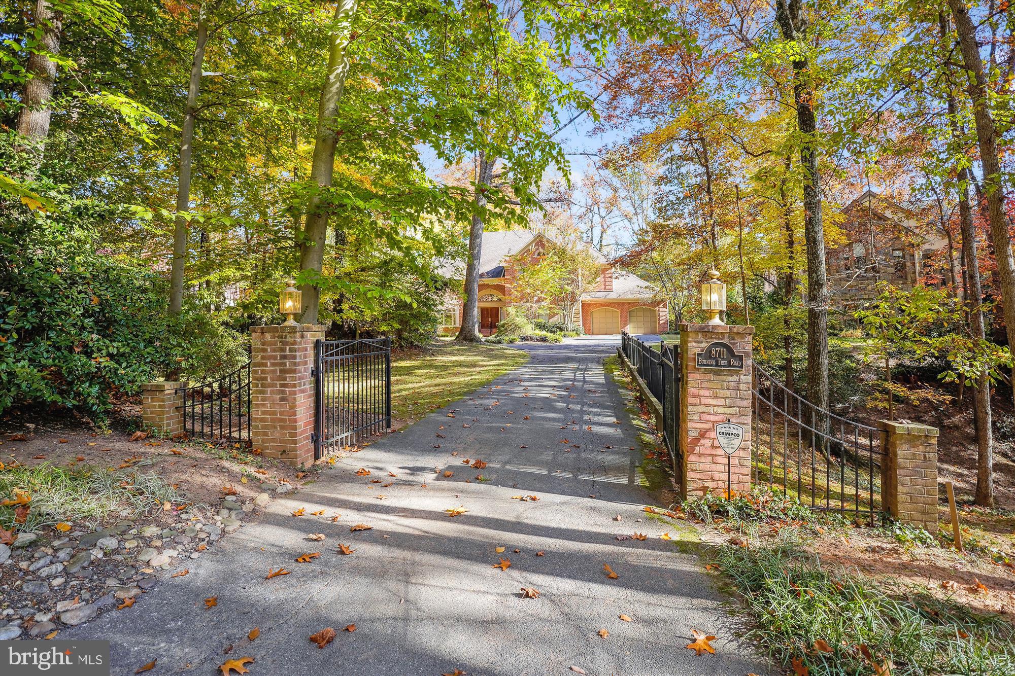 BRADLEY HILLS GROVE - Residential