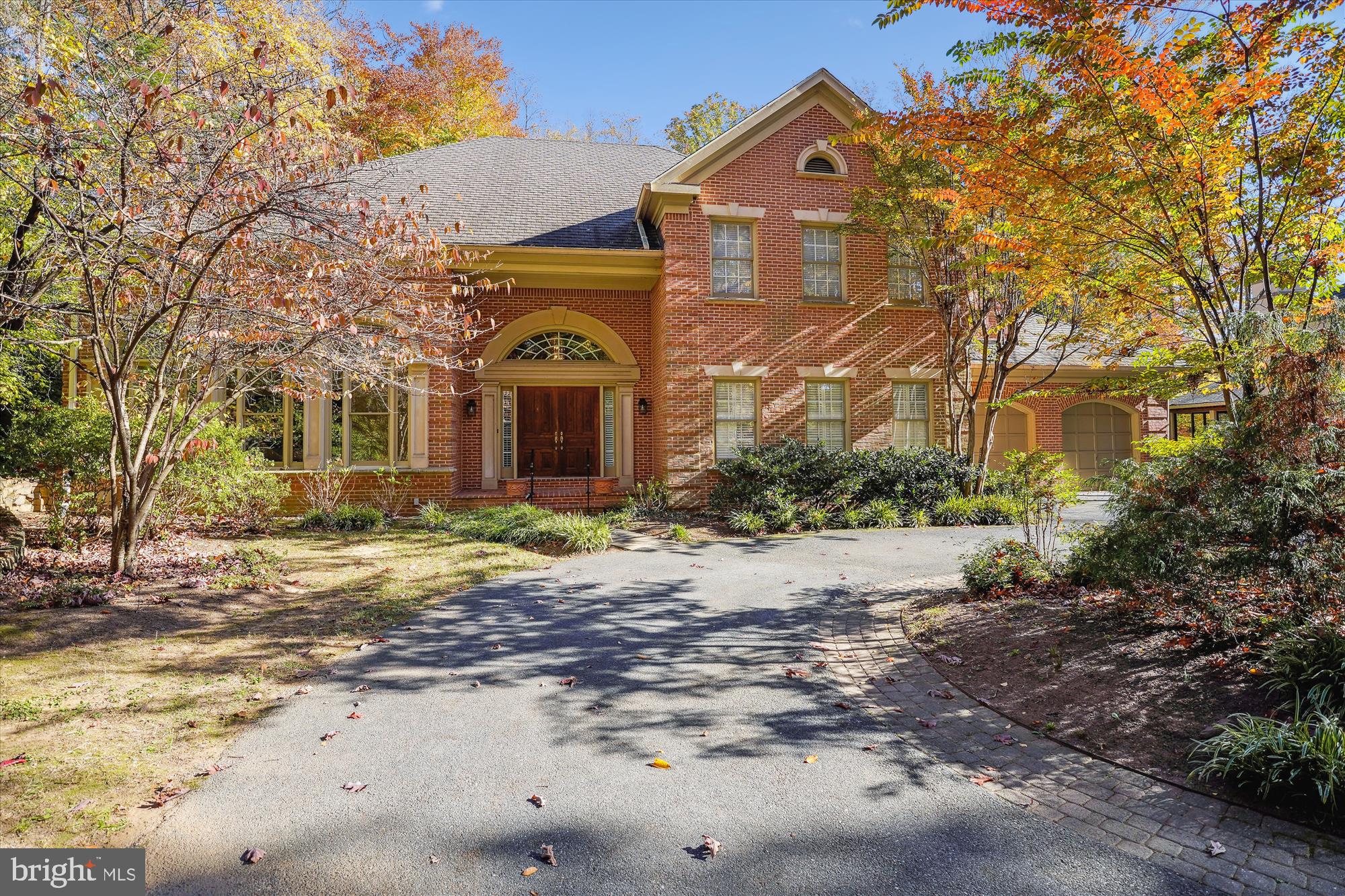 BRADLEY HILLS GROVE - Residential