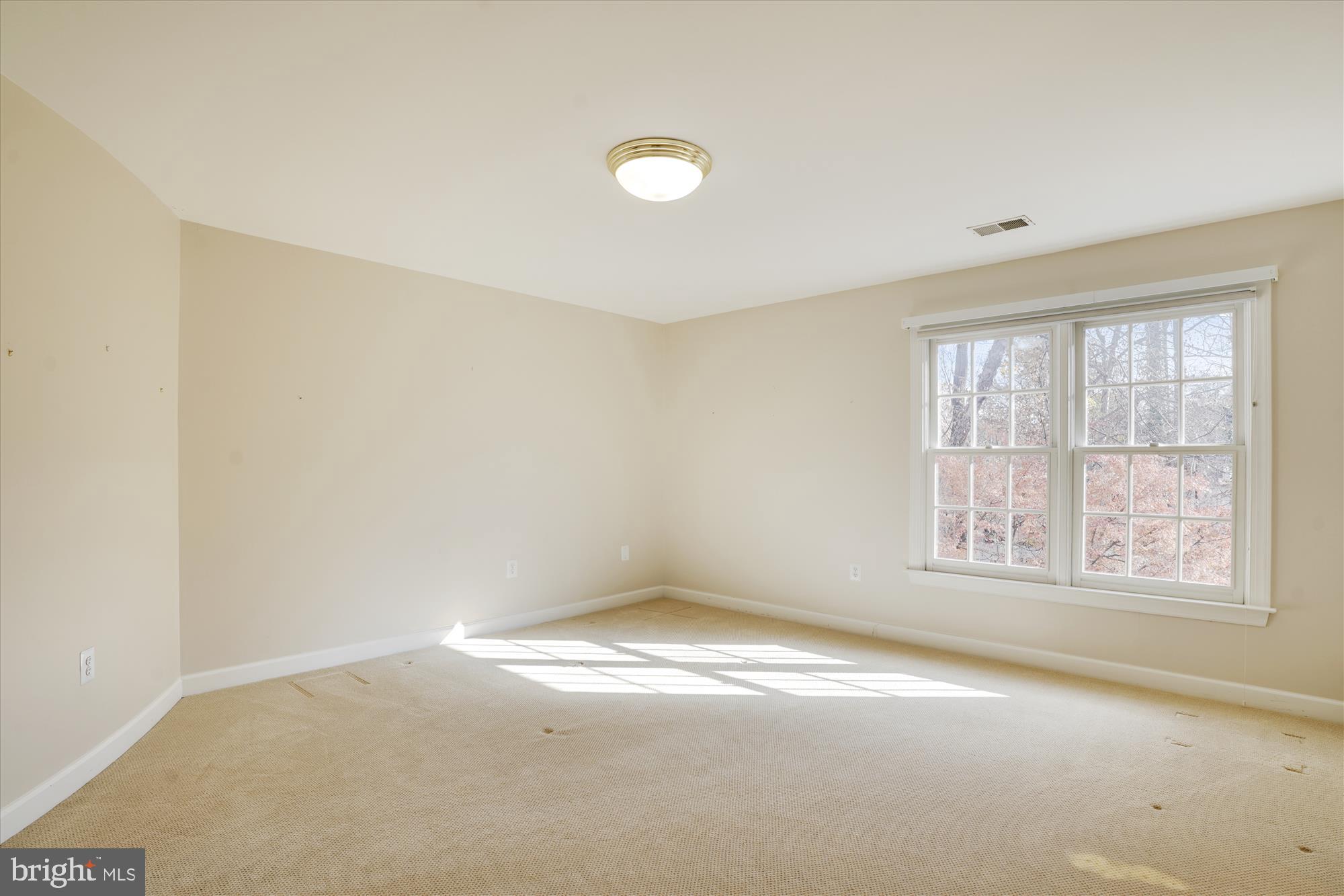 BRADLEY HILLS GROVE - Residential