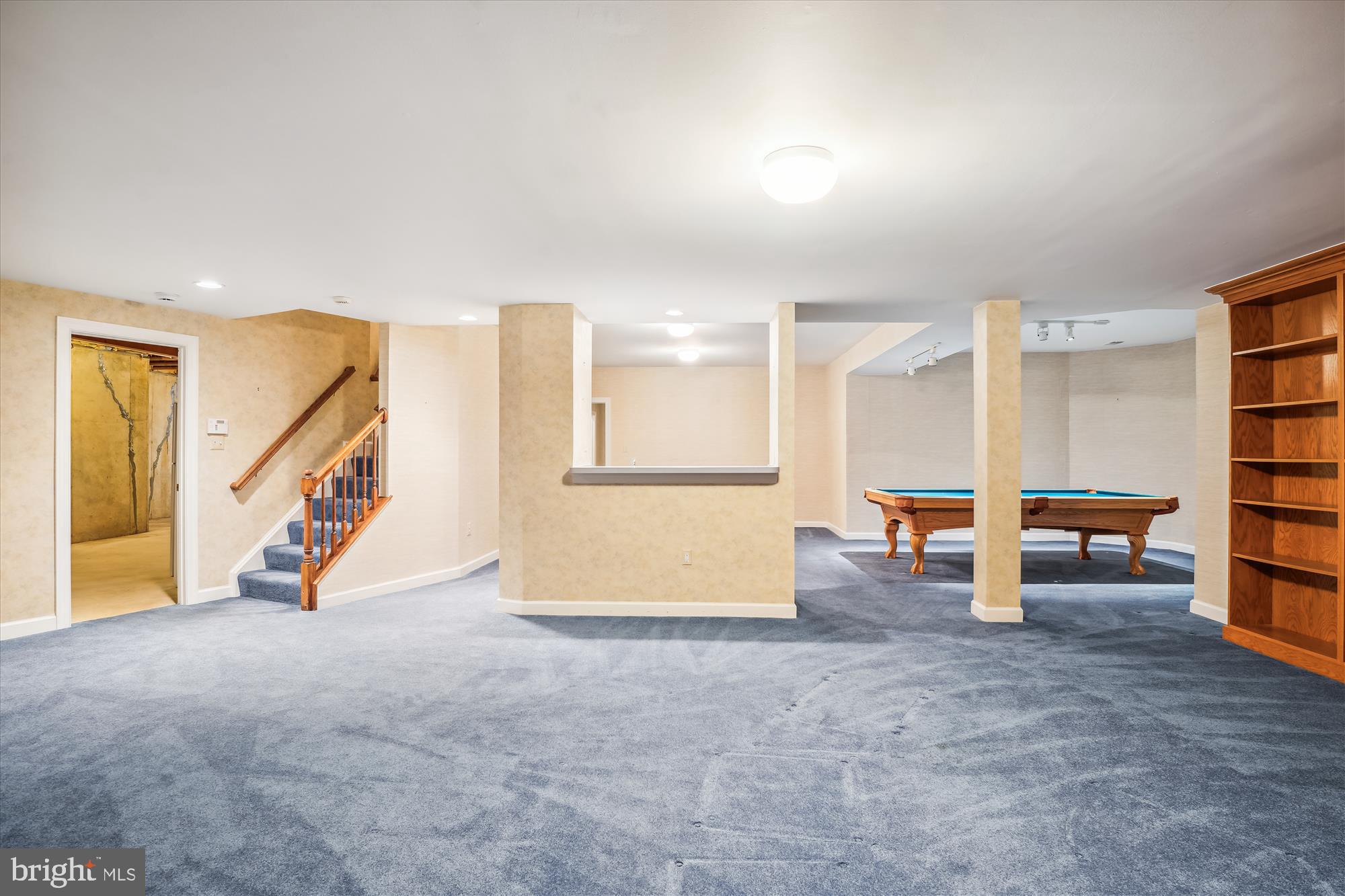 BRADLEY HILLS GROVE - Residential