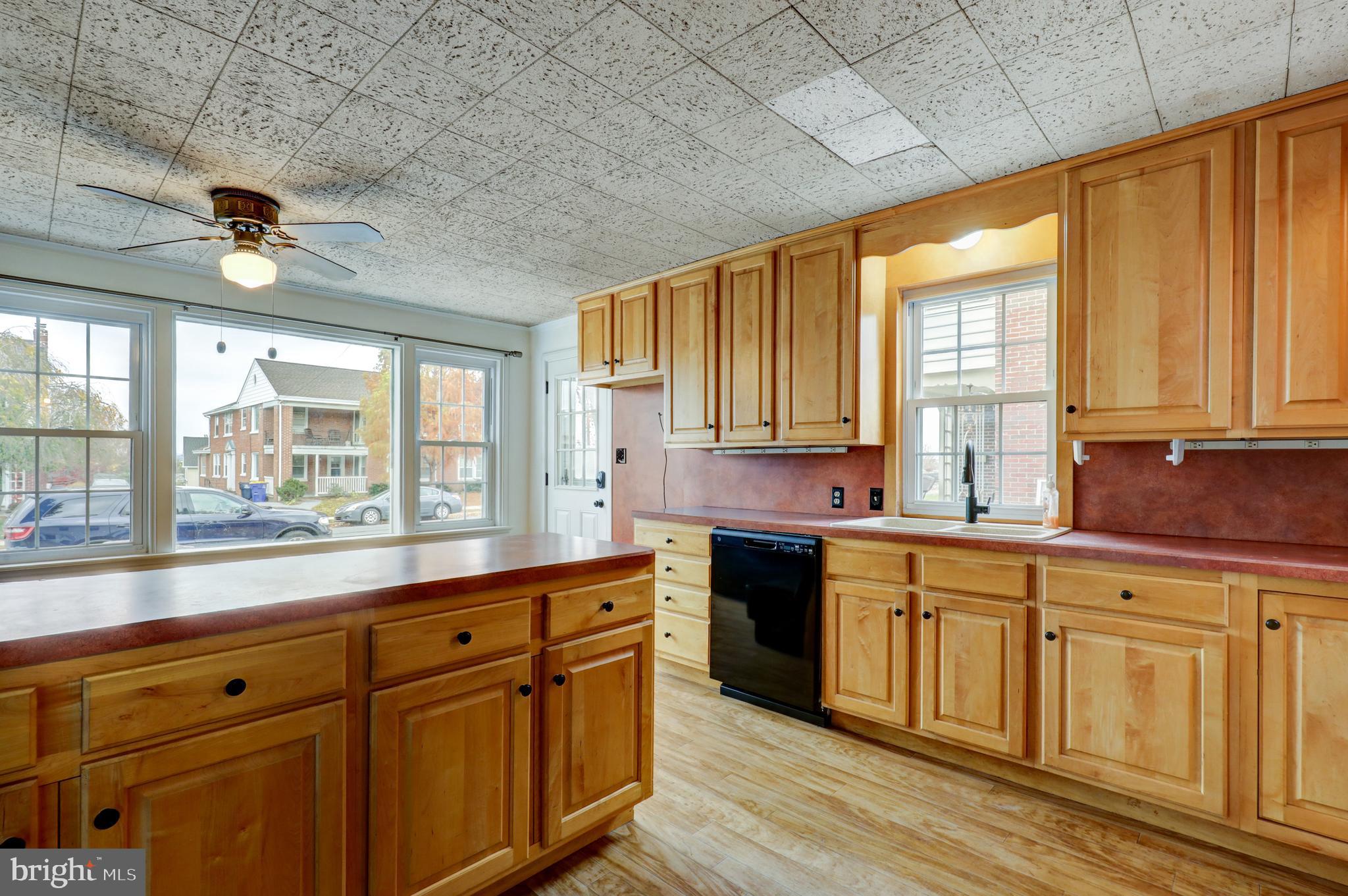 NEW HOLLAND BOROUGH - Residential