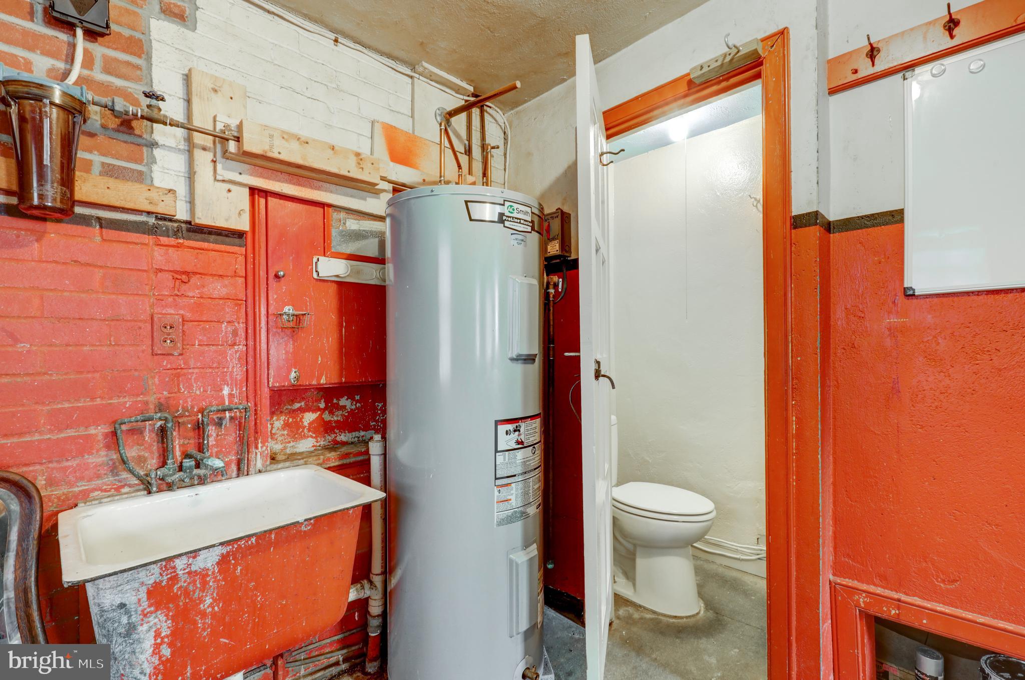 NEW HOLLAND BOROUGH - Residential