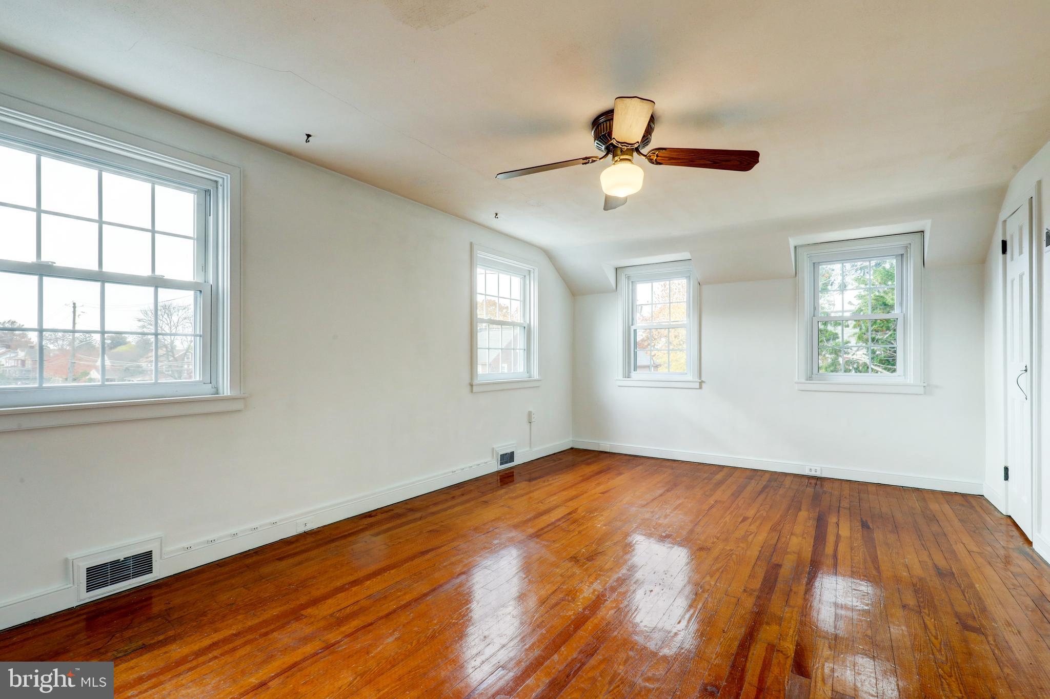 NEW HOLLAND BOROUGH - Residential