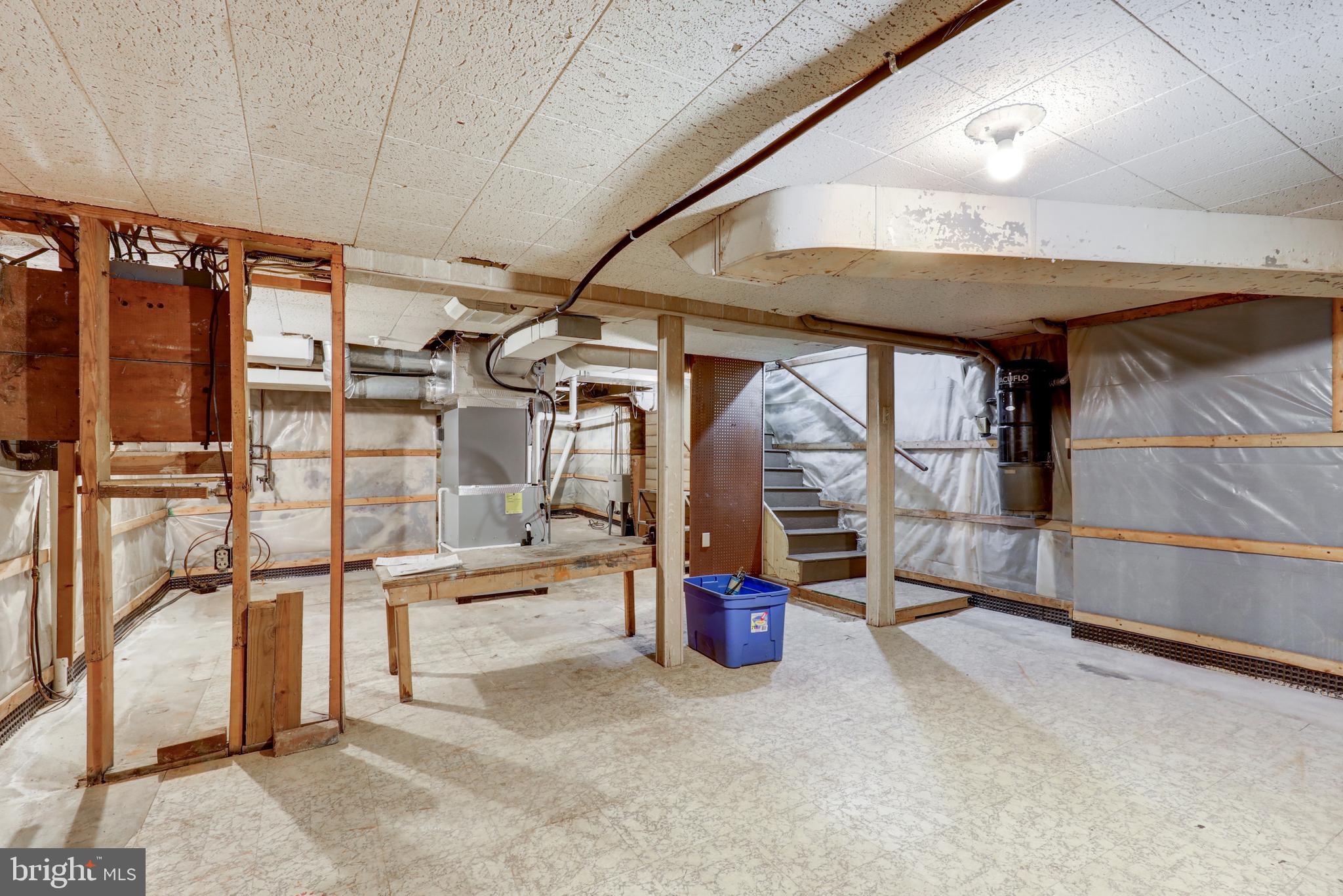 NEW HOLLAND BOROUGH - Residential