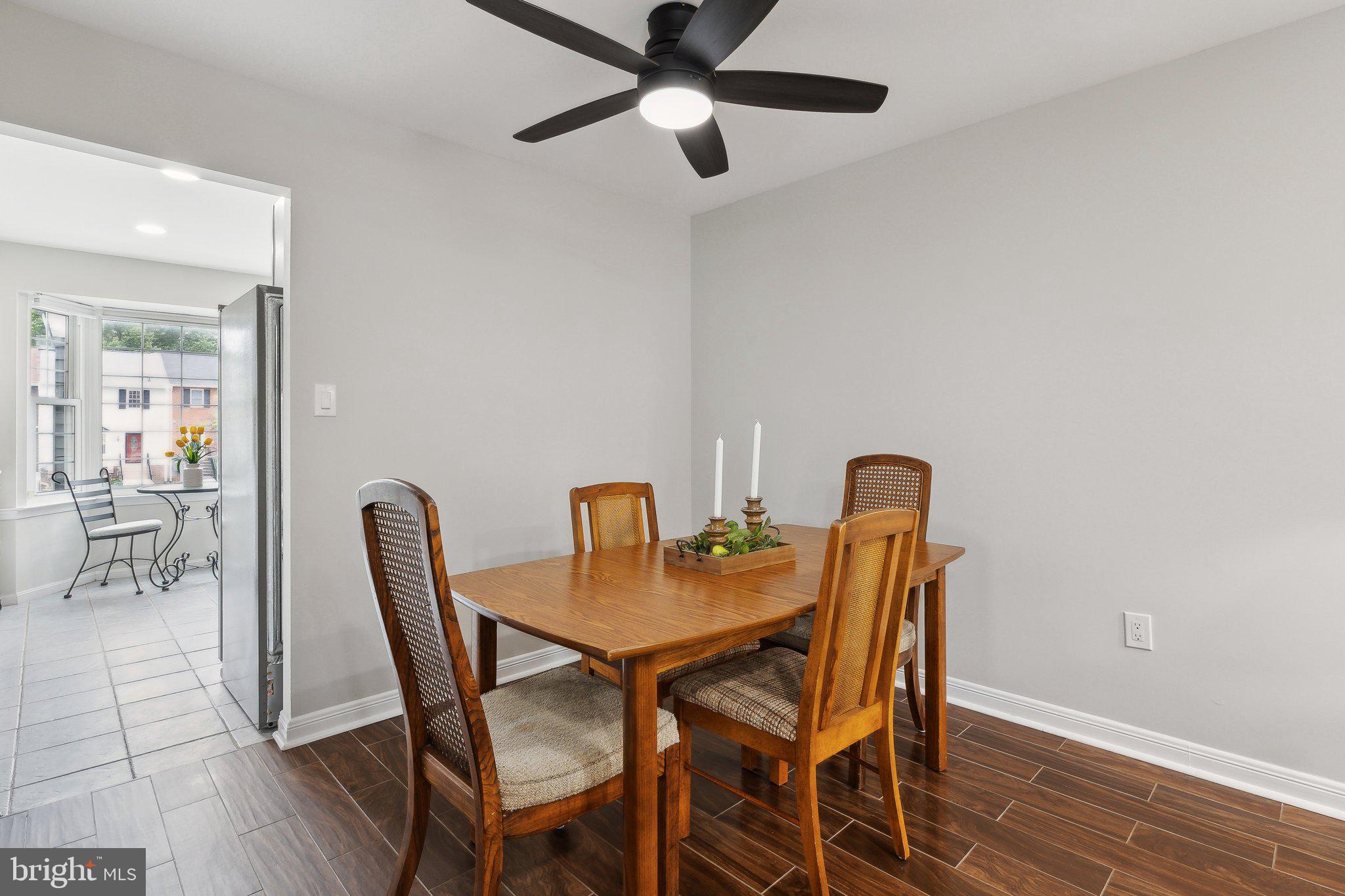 ARBORY CONDOS - Residential