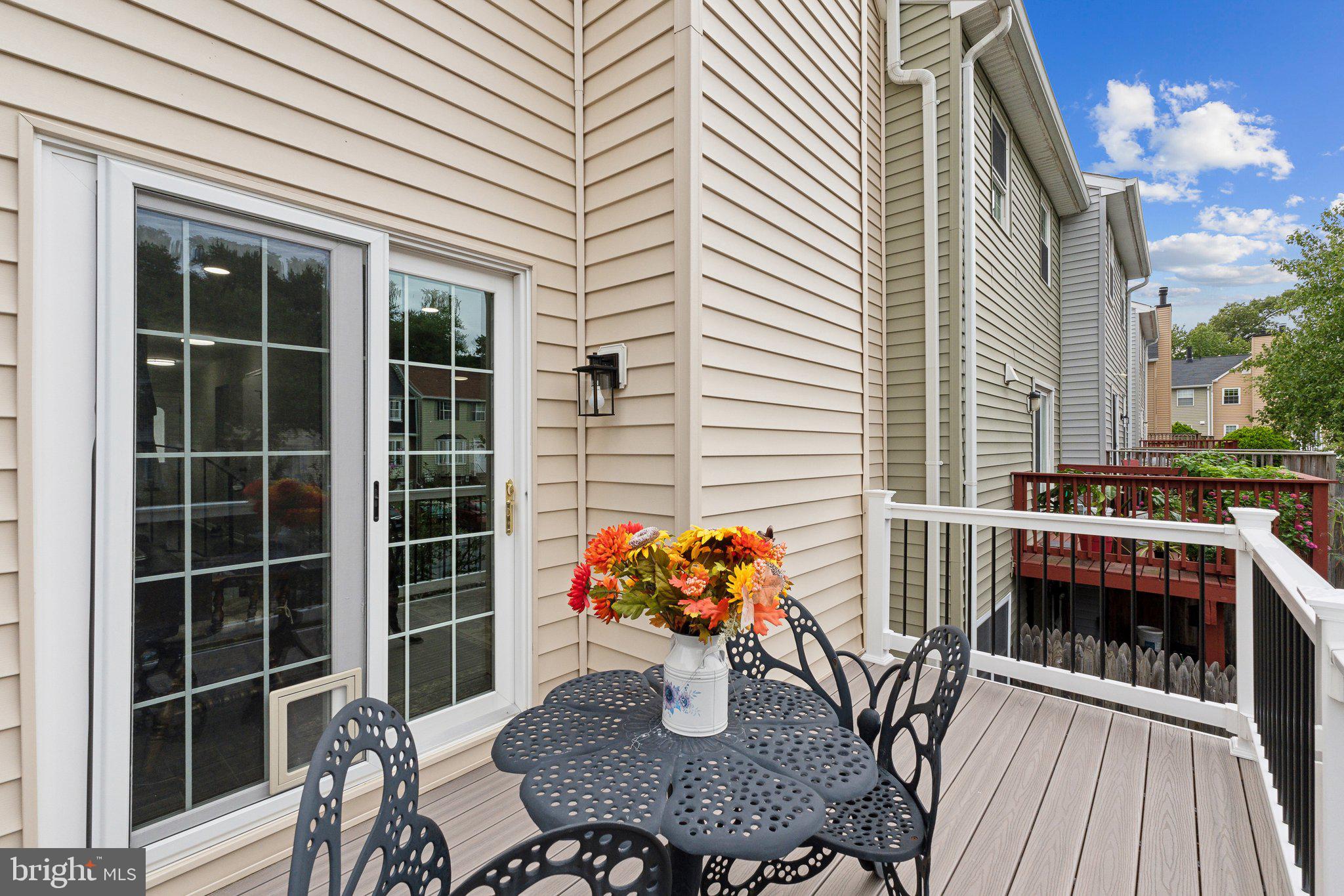 ARBORY CONDOS - Residential