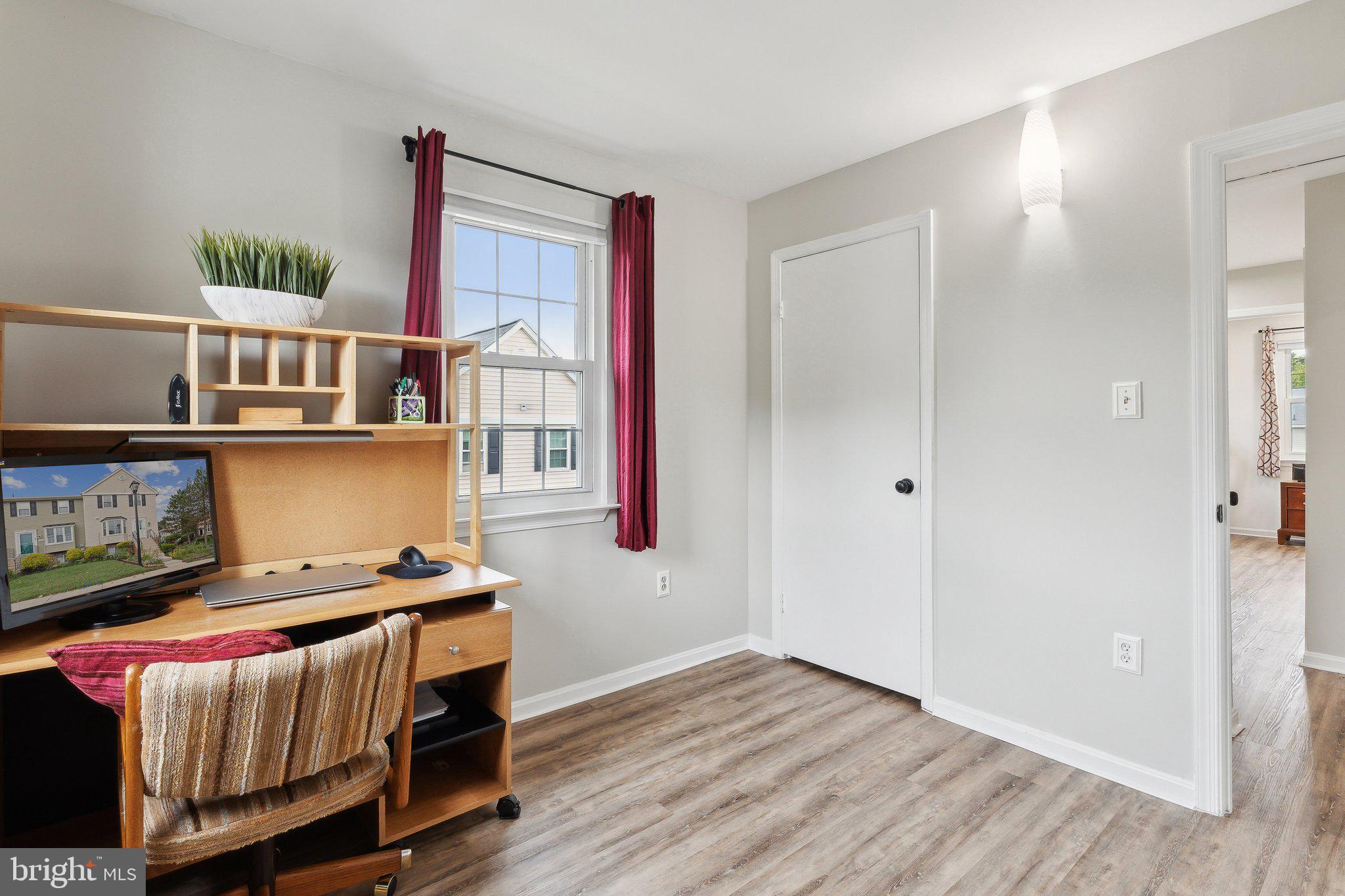 ARBORY CONDOS - Residential