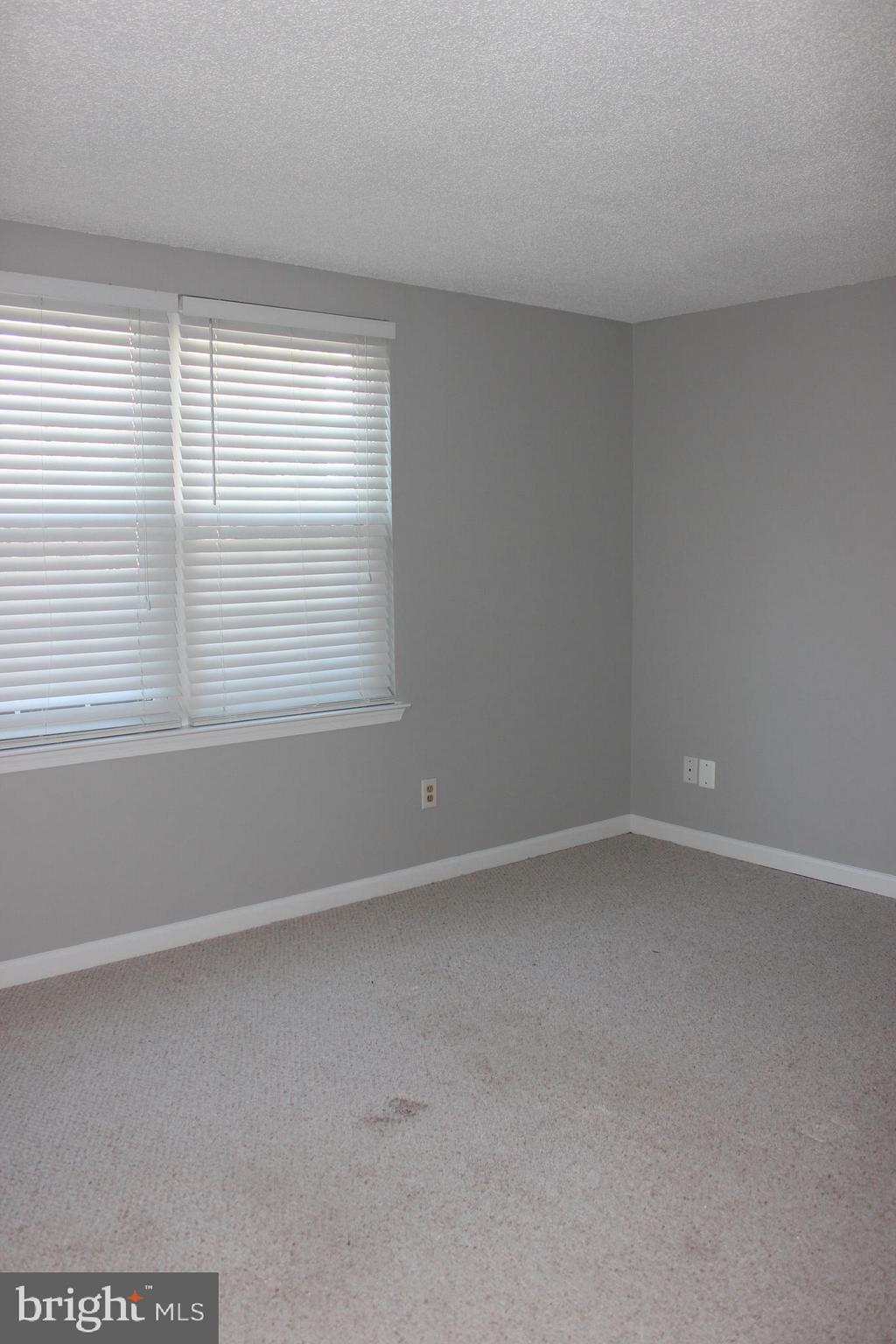 PENDERBROOK - Residential