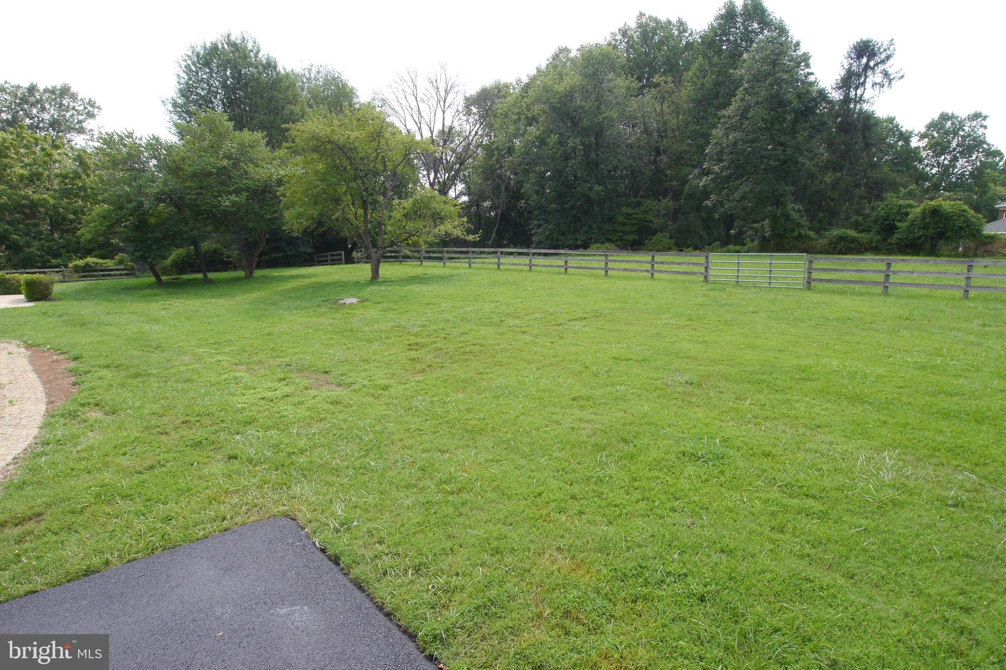 SYCAMORE ACRES - Residential Lease