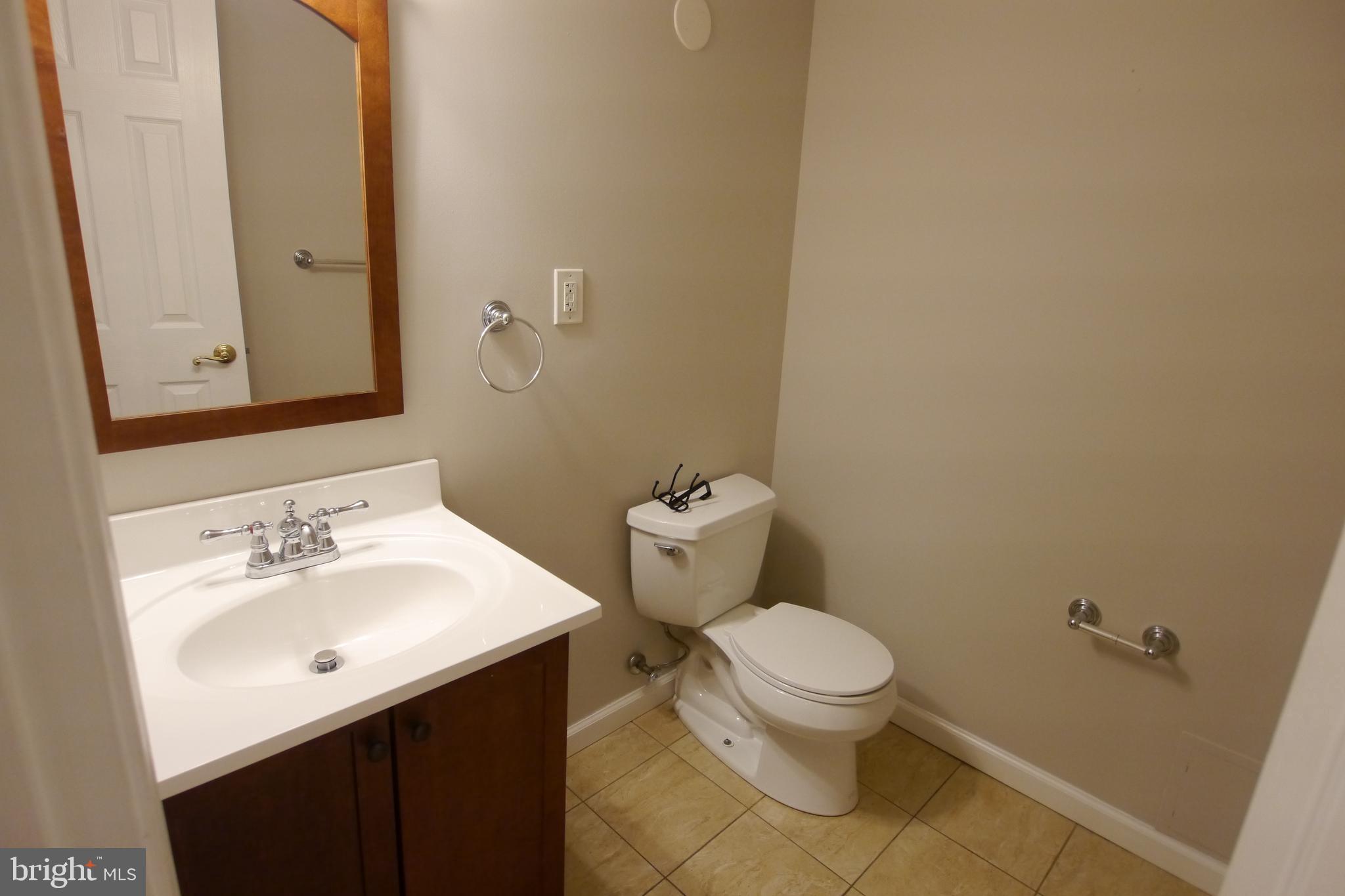 SYCAMORE ACRES - Residential Lease