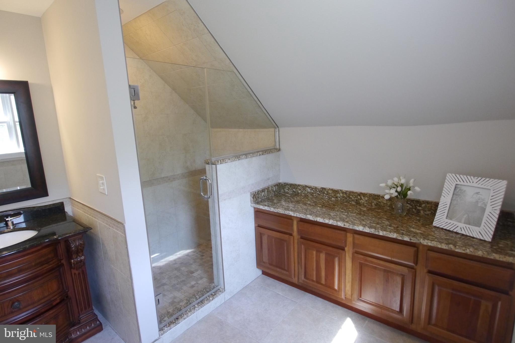 SYCAMORE ACRES - Residential Lease