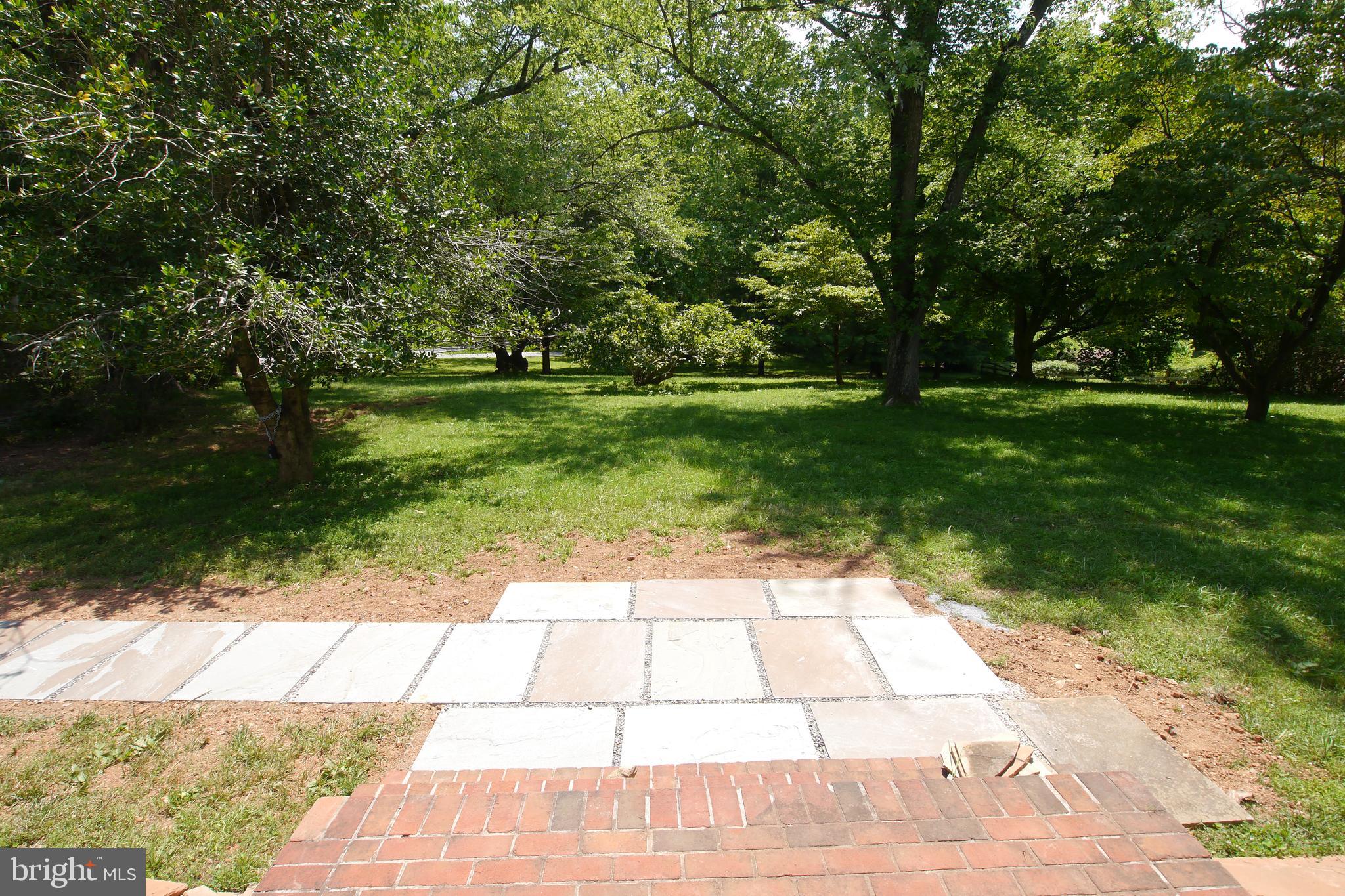 SYCAMORE ACRES - Residential Lease