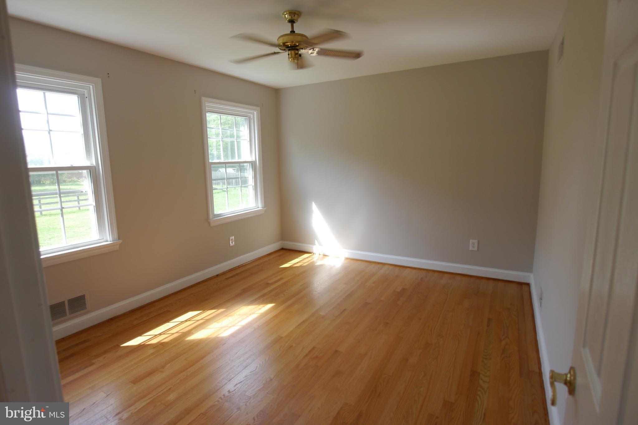 SYCAMORE ACRES - Residential Lease