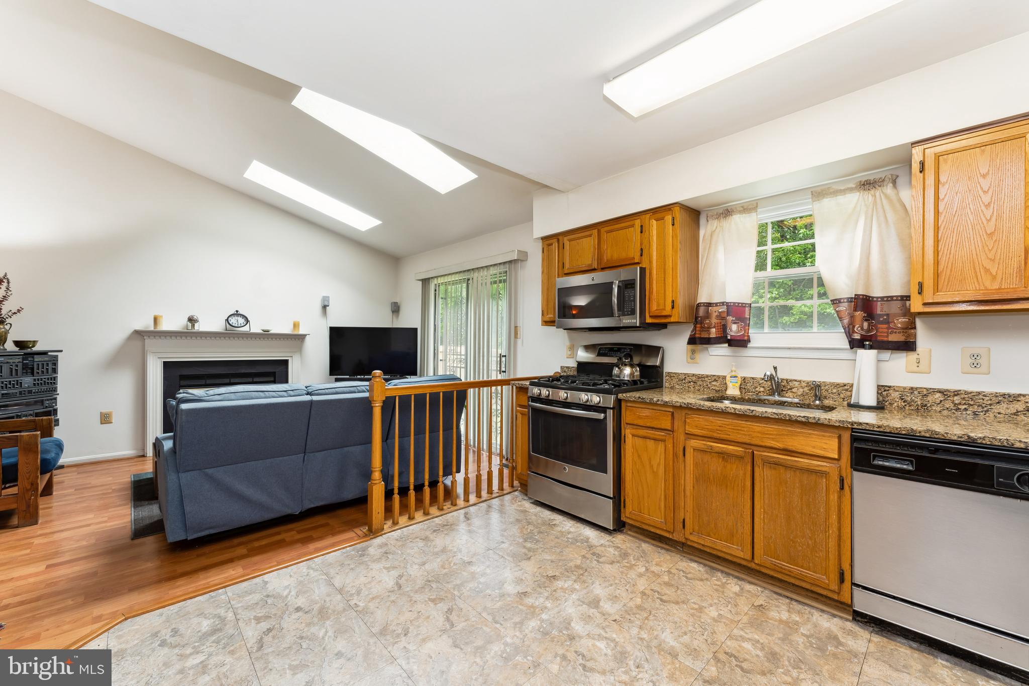 SKYLINE HILLS - Residential