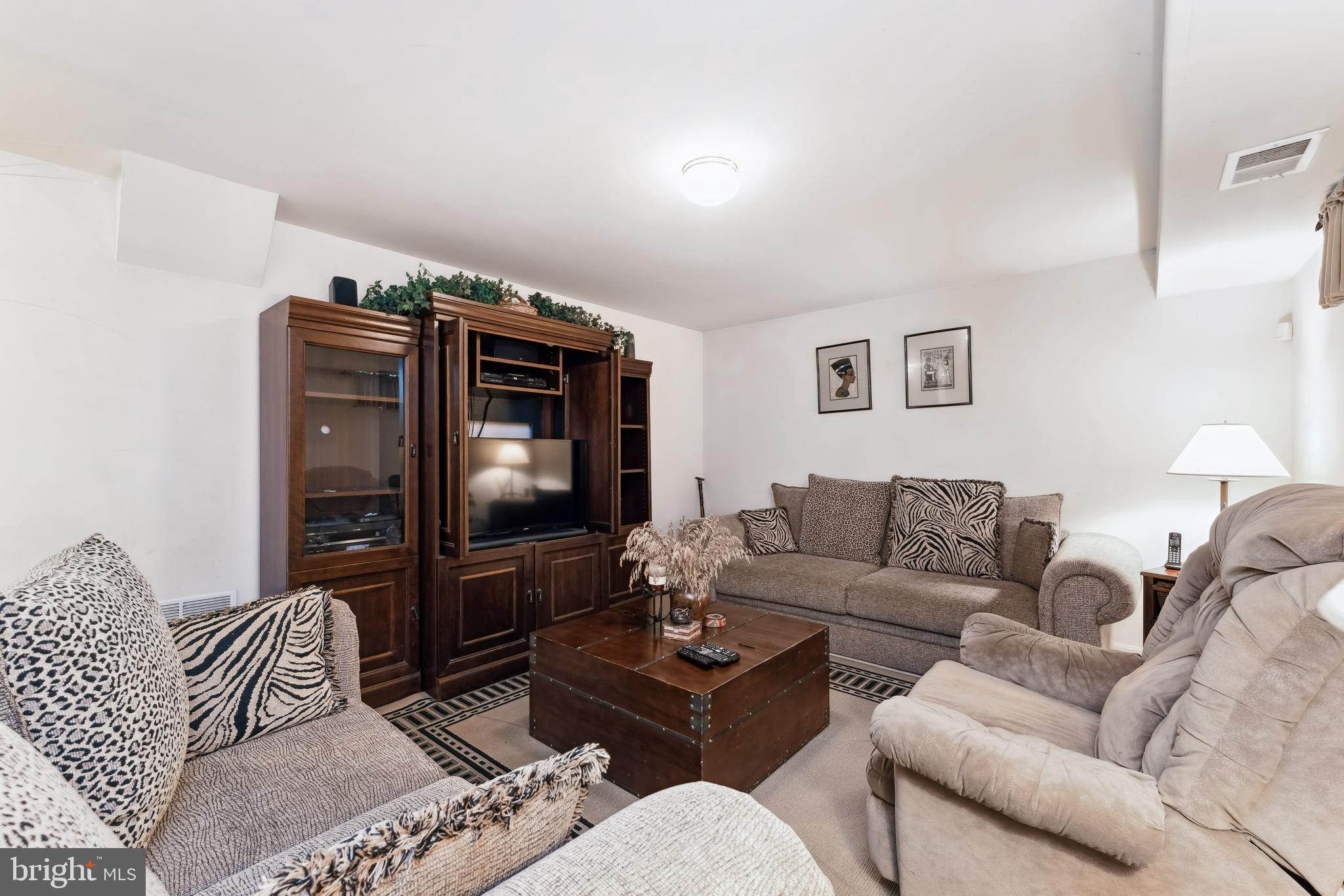 SKYLINE HILLS - Residential