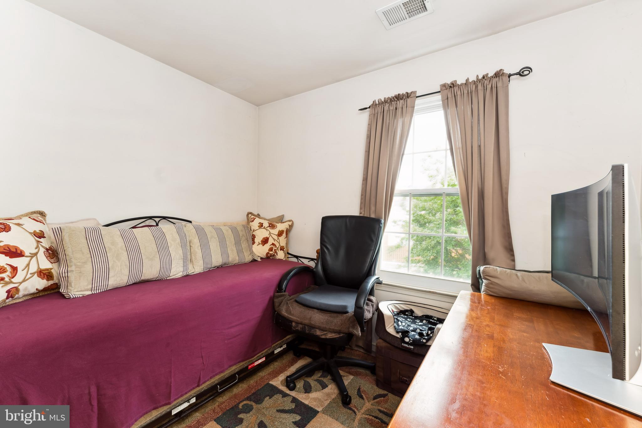 SKYLINE HILLS - Residential