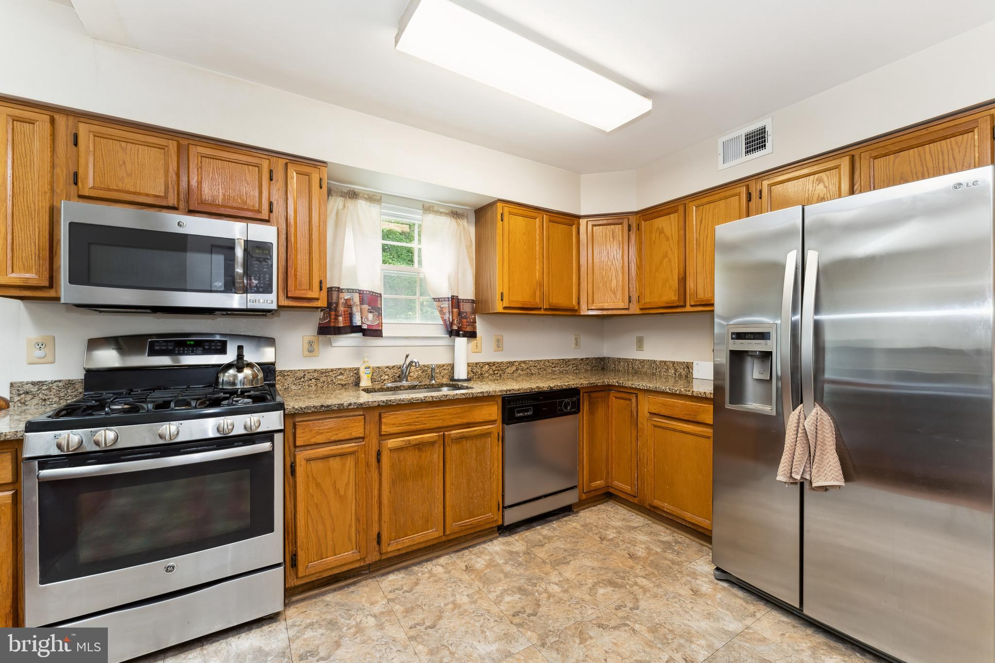 SKYLINE HILLS - Residential