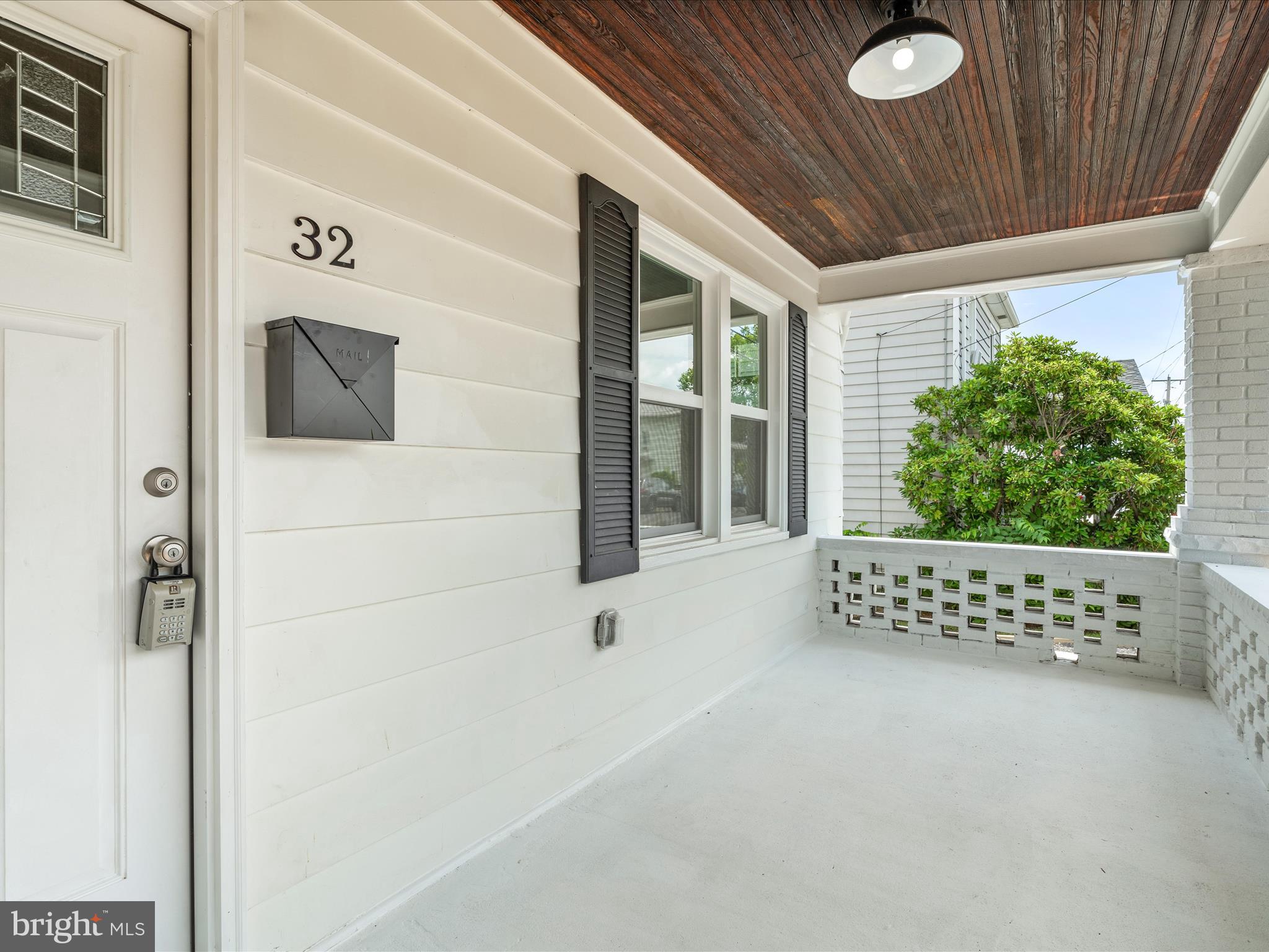 32 BLACKISTON AVENUE