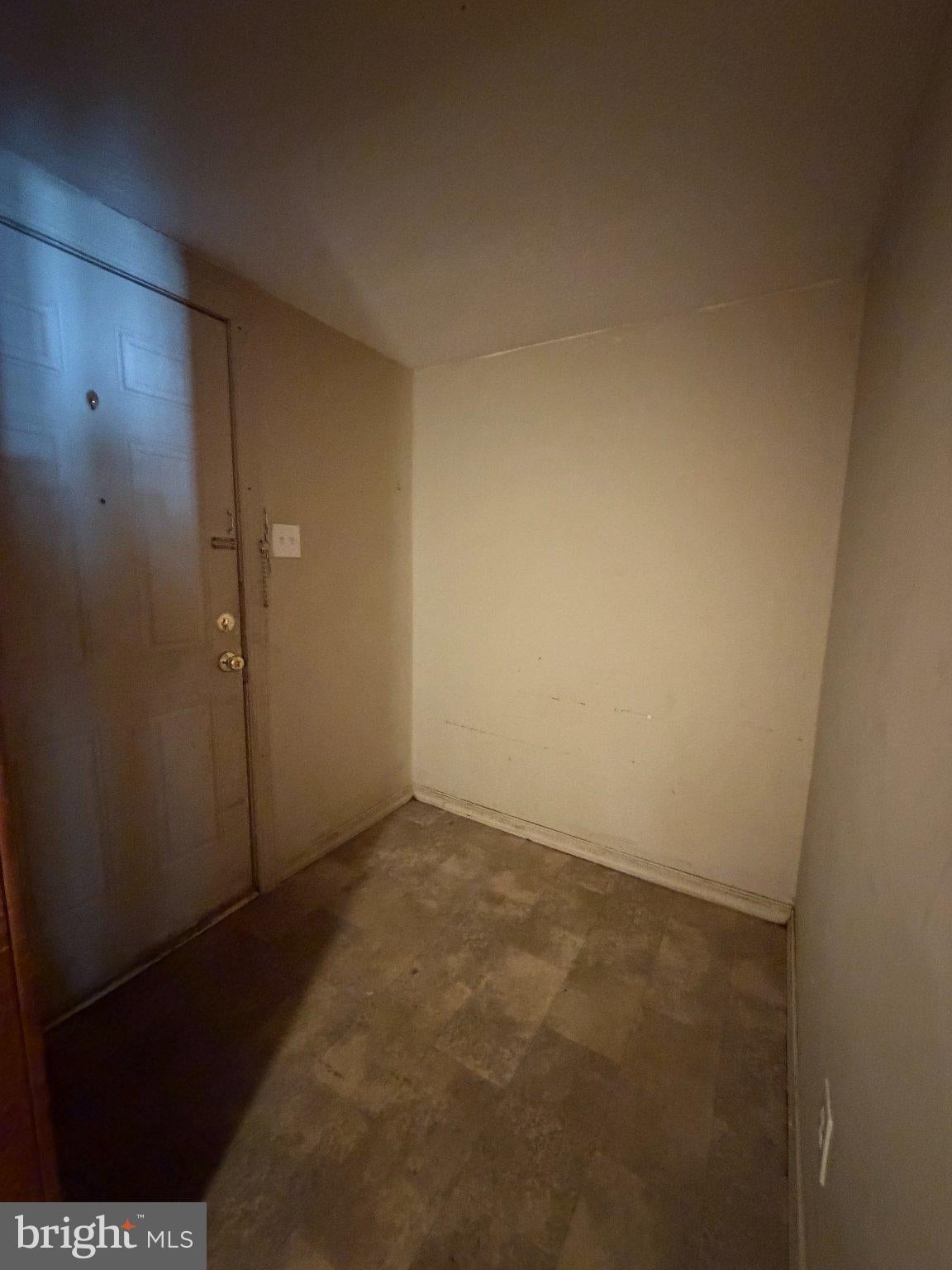 312 E BROADWAY 4