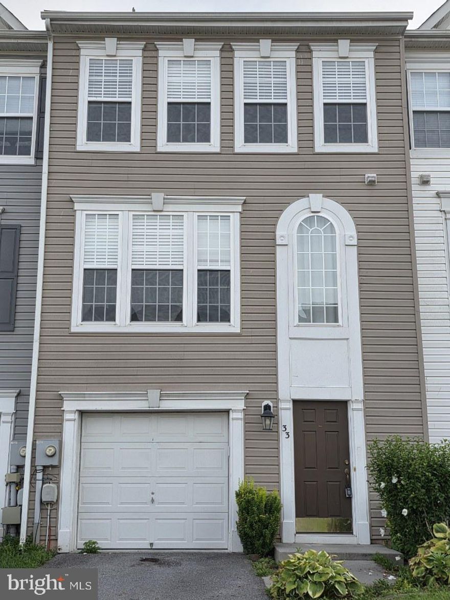 3 level, 3 Bedroom, 2 Full and 2 Half Bath garage townhouse in the Berkeley Ridge subdivision. The first level offers entry to the garage and a large bonus room with half bath and walkout to a fenced back yard. The second level has a large, open kitchen, dining, living area with half bath, hardwood floors, upgraded kitchen cabinets, granite countertops and kitchen island. The upper level houses 3 bedrooms, 2 full baths and the laundry area.
Close to I-81, shopping and medical care. Within walking distance to Spring Mills Schools. Up to 2 pets allowed with good references, pet deposit(s) and an additional $25, per pet, per month pet rent. Residents are responsible for all utilities. Gross monthly income of $5,100 or more, clean background check, good rental history and credit score above 600 required. Full month's rent due at move in - prorated rent due the following month.