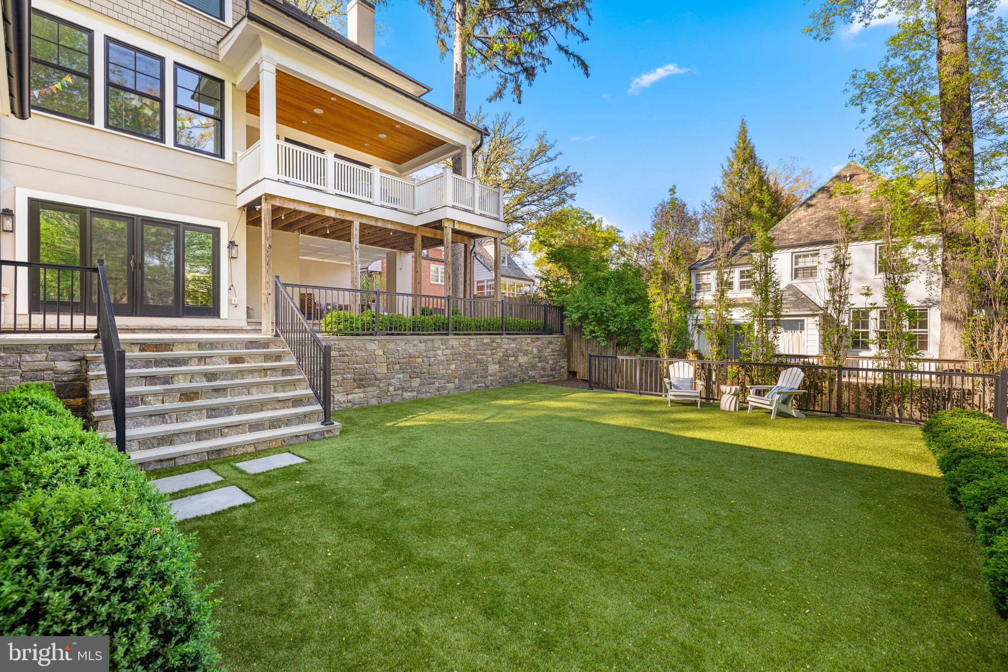 CHEVY CHASE - Residential