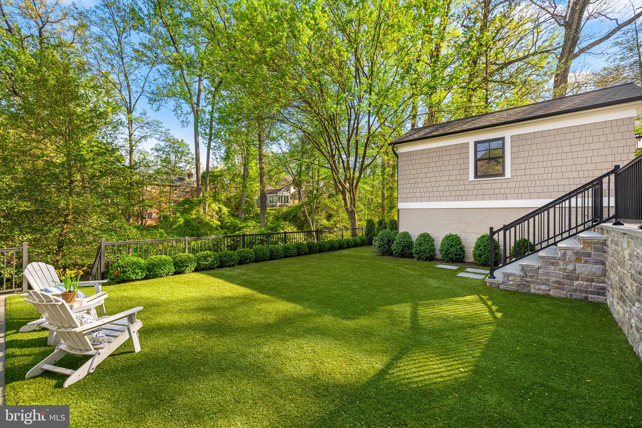 CHEVY CHASE - Residential