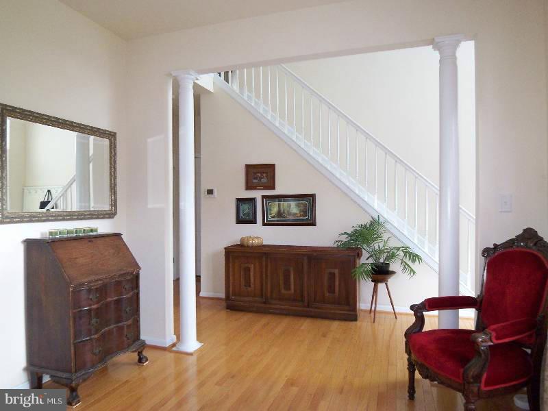 THORNHILL ESTATES - Residential