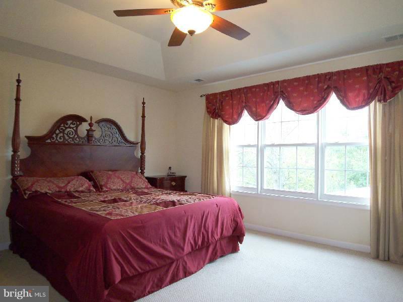 THORNHILL ESTATES - Residential