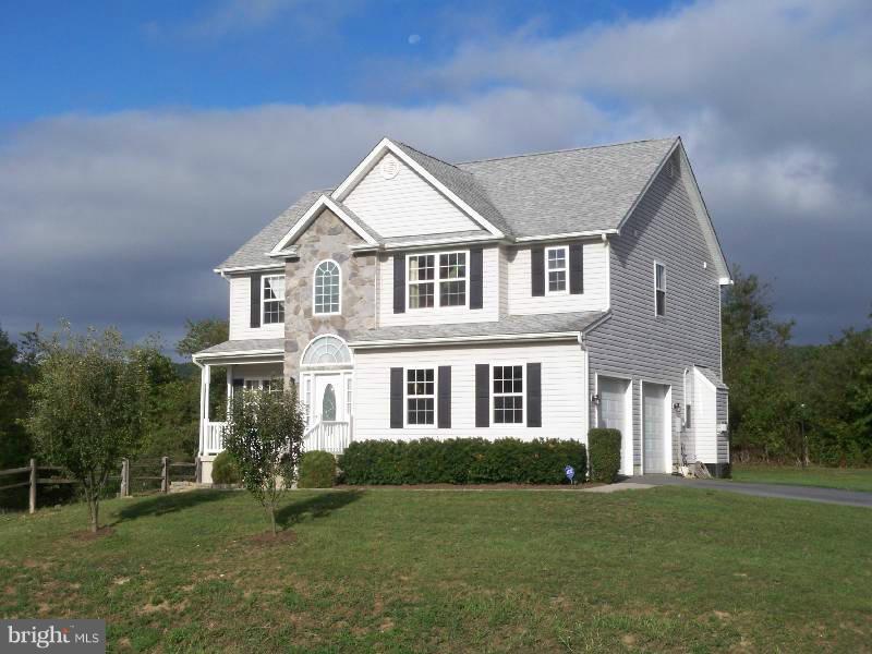 THORNHILL ESTATES - Residential