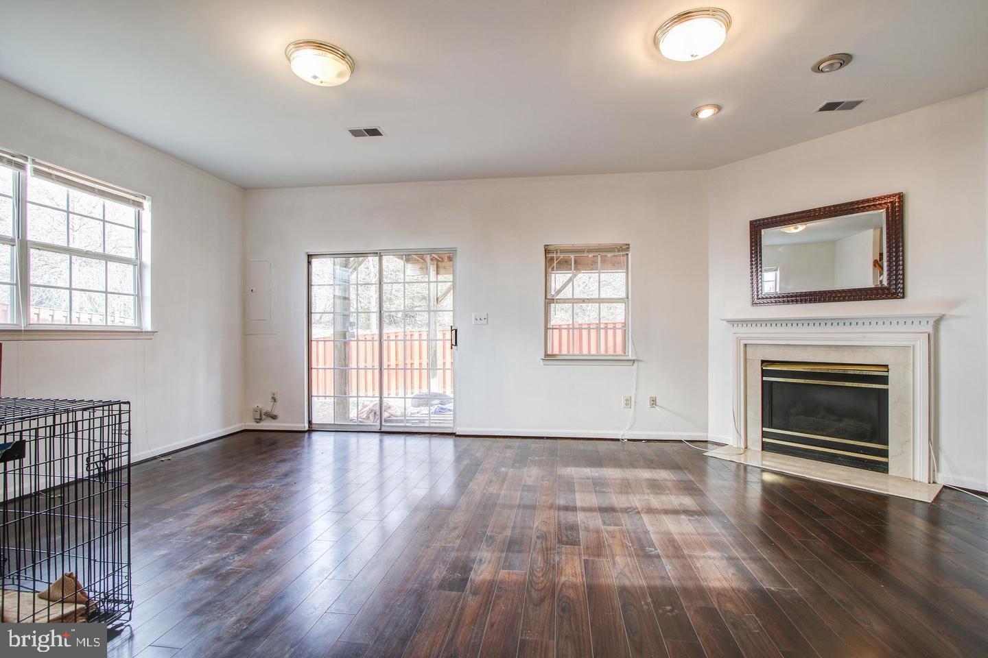 CROSSROADS MANOR - Residential Lease