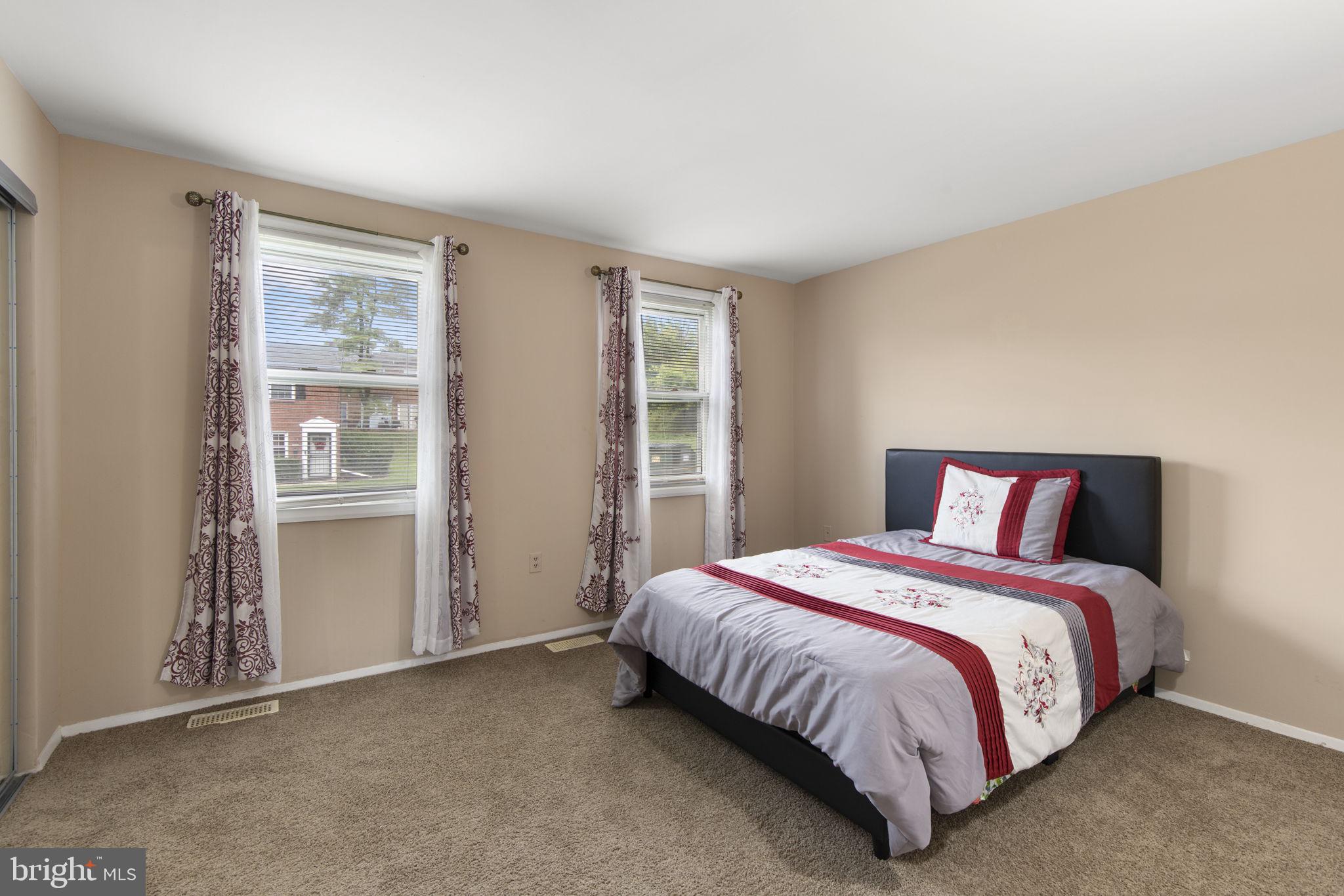 KINGSWOOD CONDOMINIUM - Residential