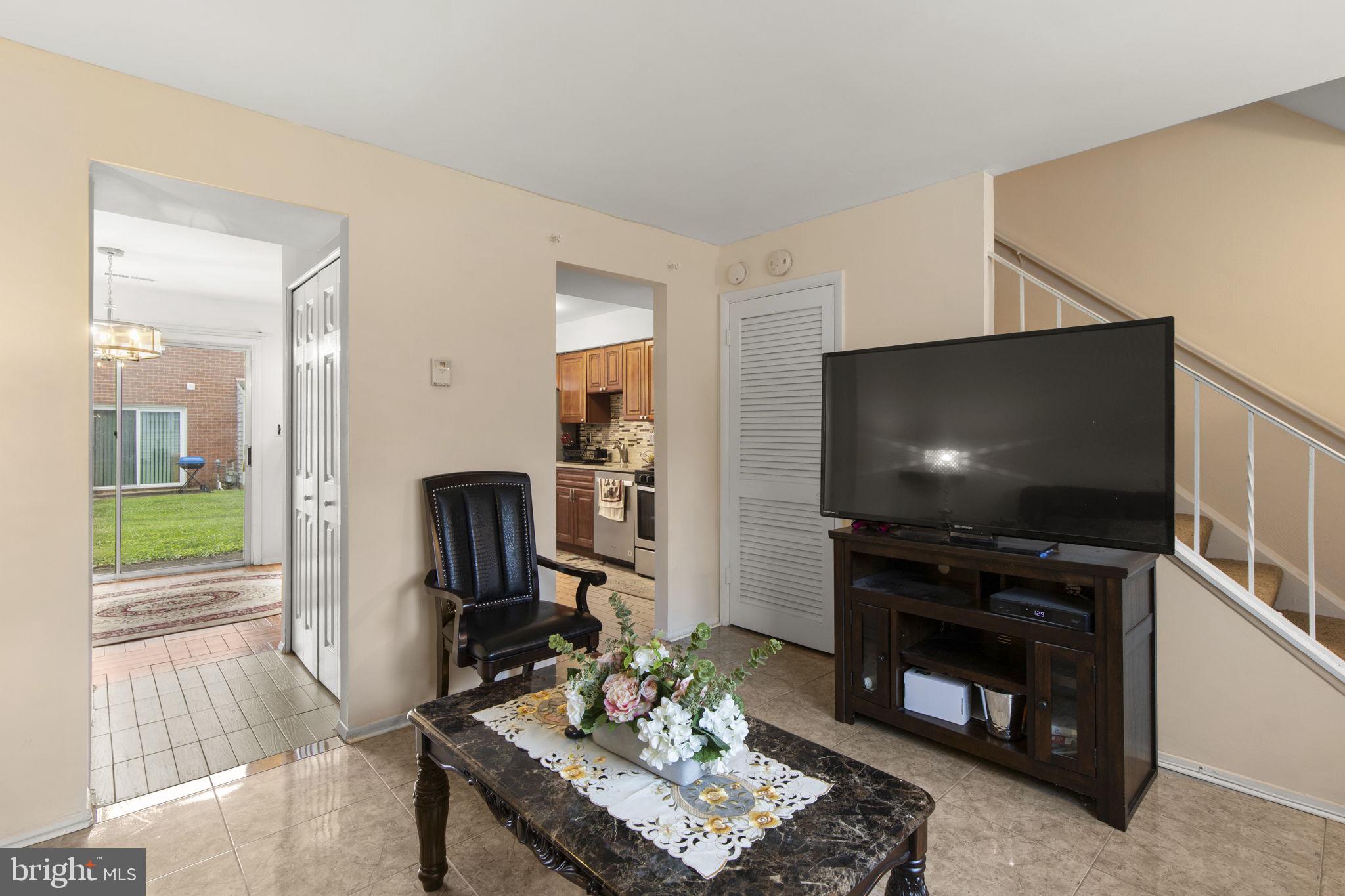 KINGSWOOD CONDOMINIUM - Residential