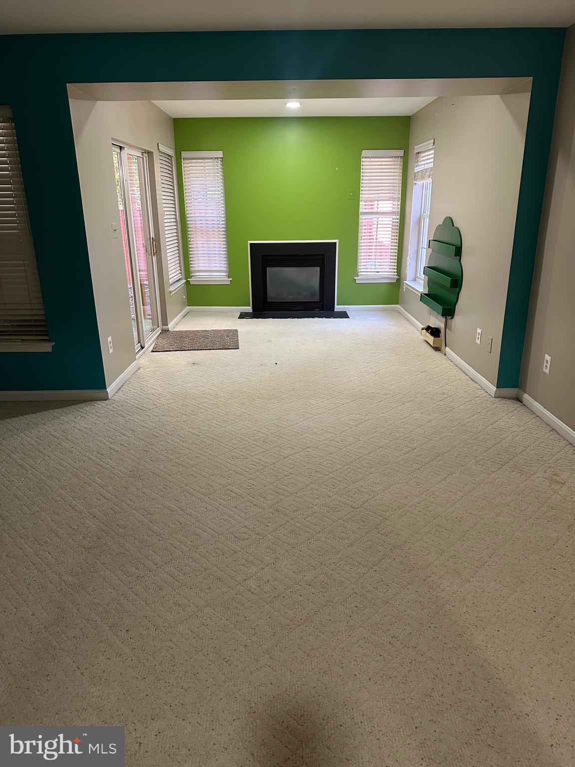 WORTHINGTON WOODS - Residential