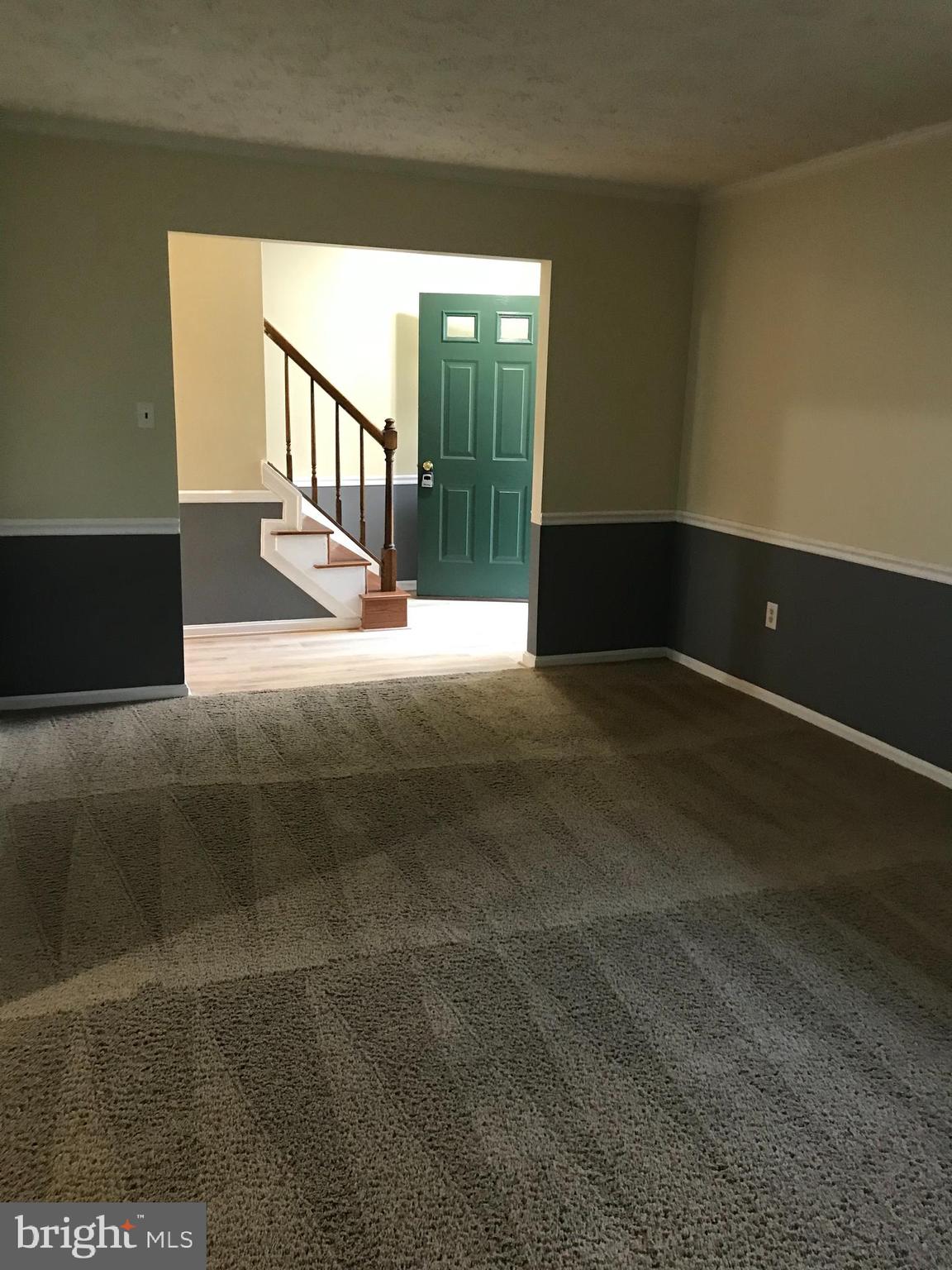 HAMPSHIRE - Residential Lease