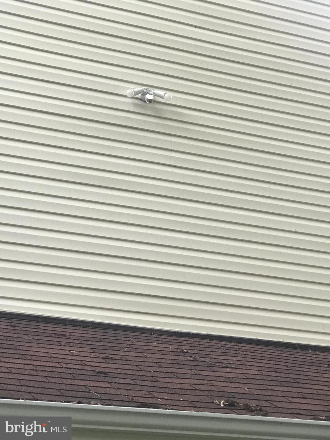 HAMPSHIRE - Residential Lease