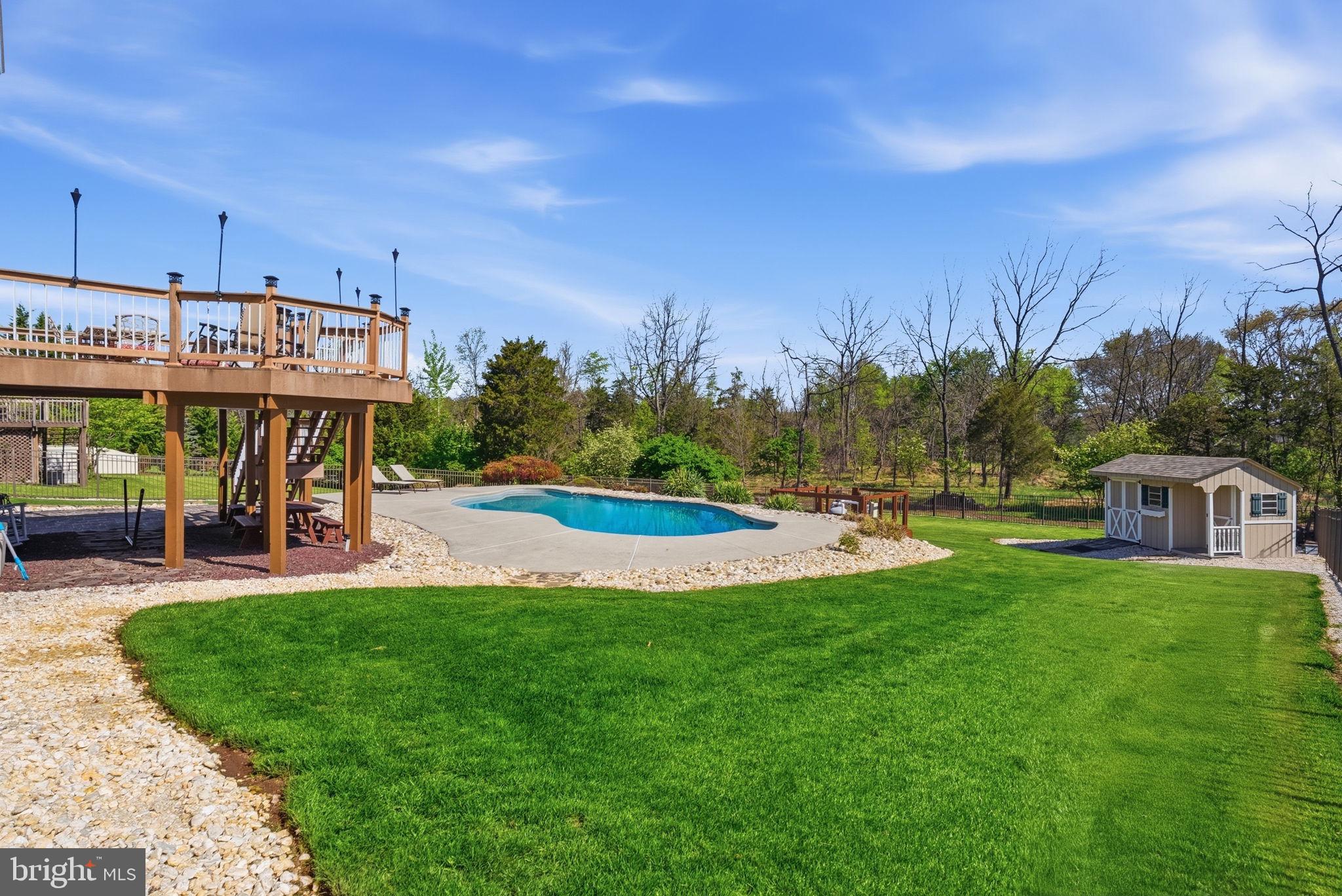 WINDY CREEK - Residential