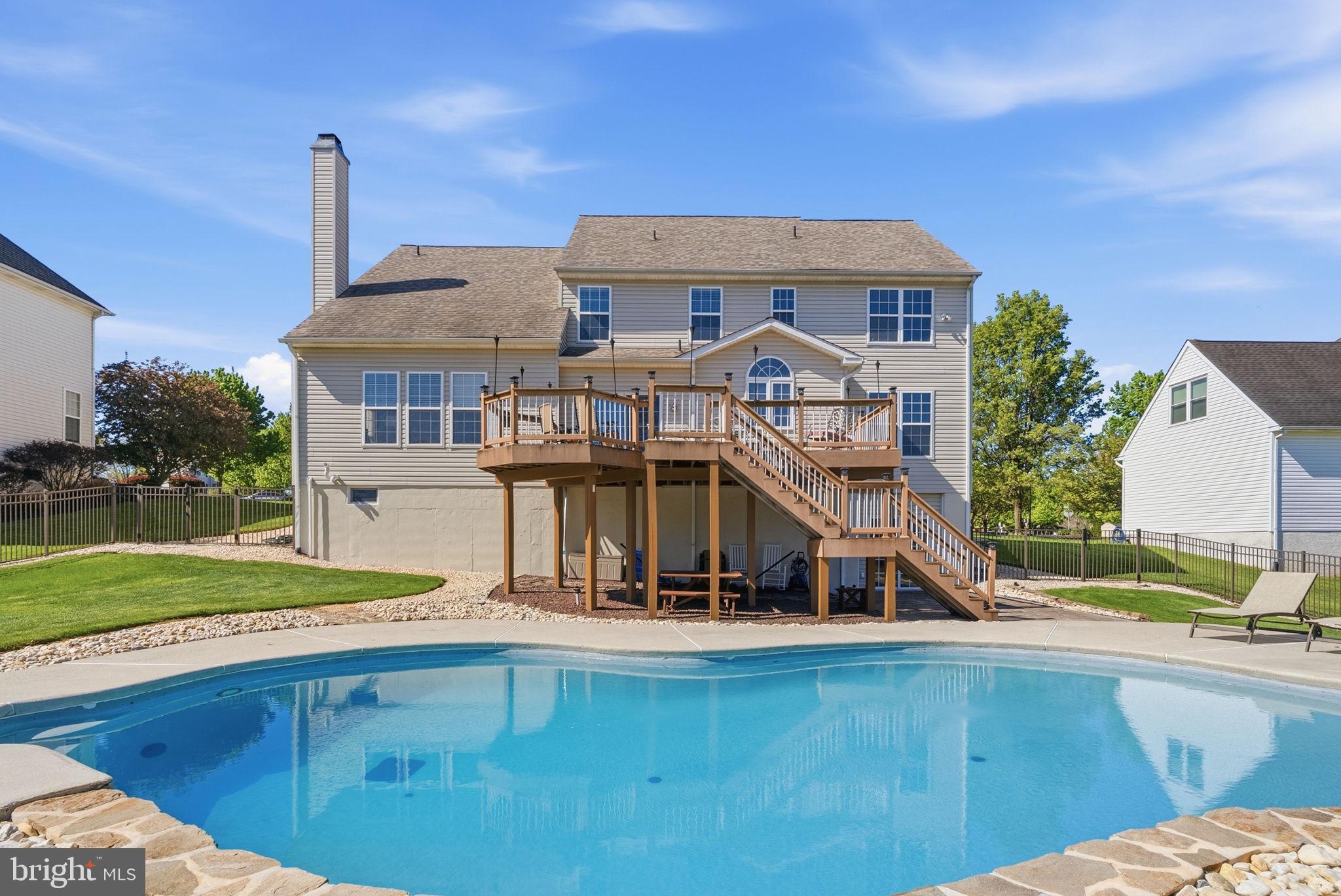 WINDY CREEK - Residential