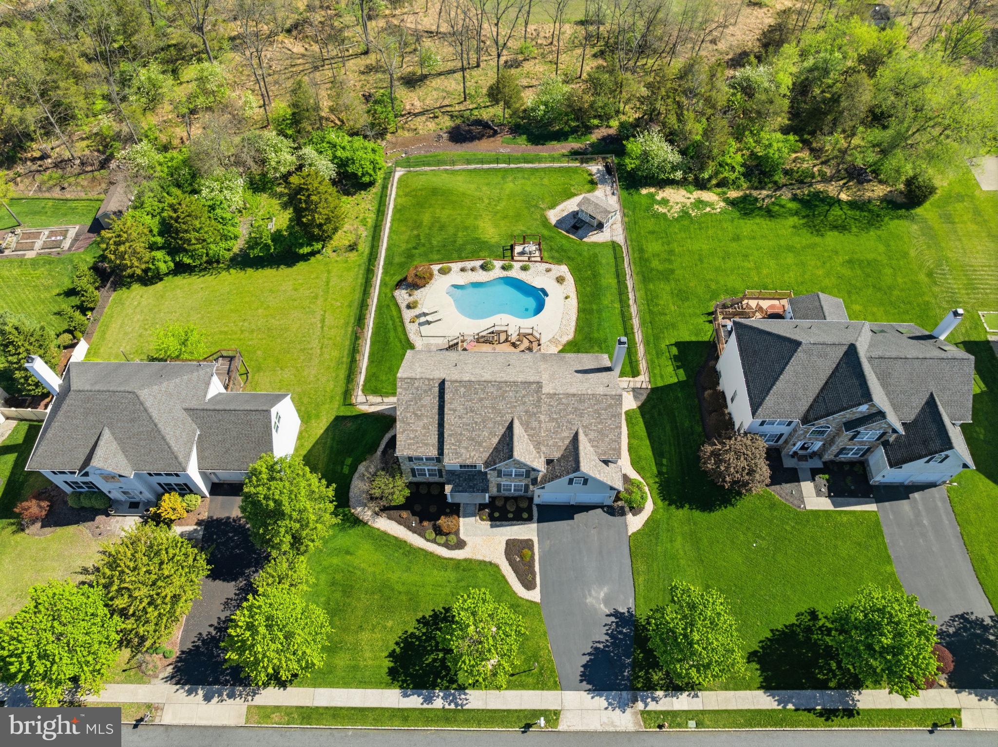 WINDY CREEK - Residential