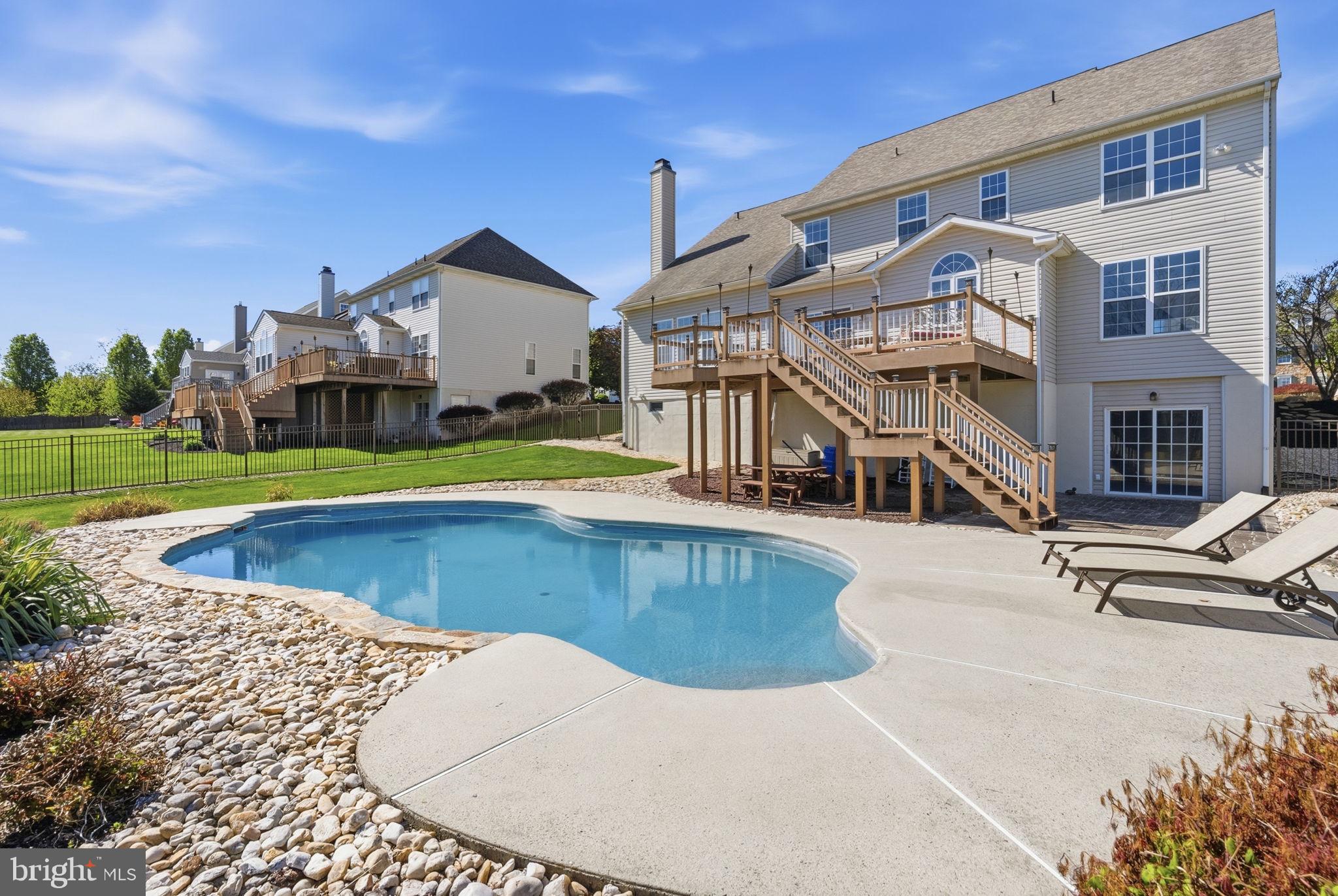 WINDY CREEK - Residential