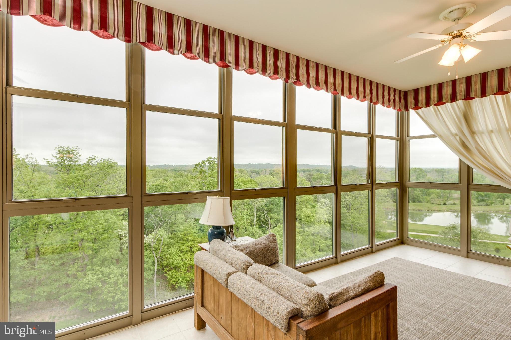 LANSDOWNE WOODS LEISURE WORLD - Residential