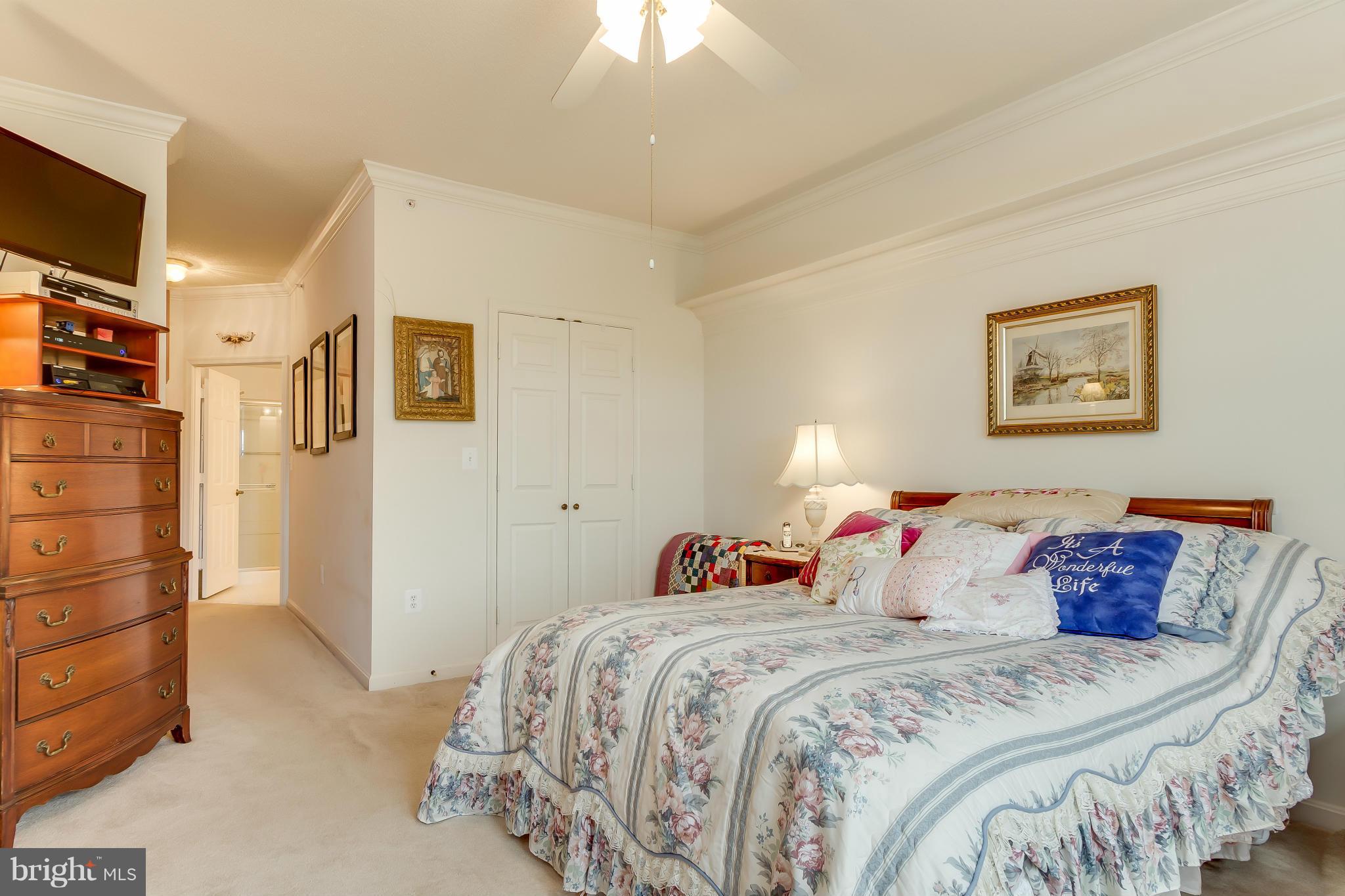 LANSDOWNE WOODS LEISURE WORLD - Residential