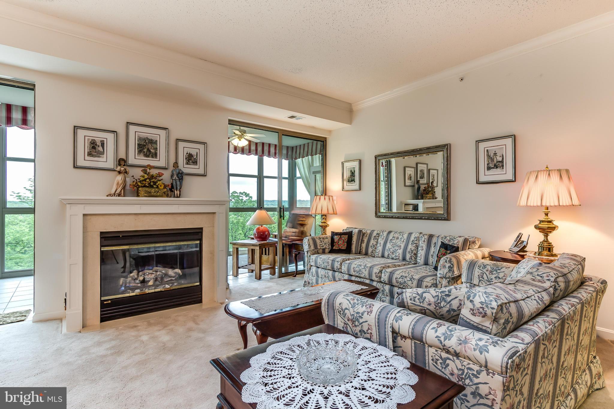 LANSDOWNE WOODS LEISURE WORLD - Residential