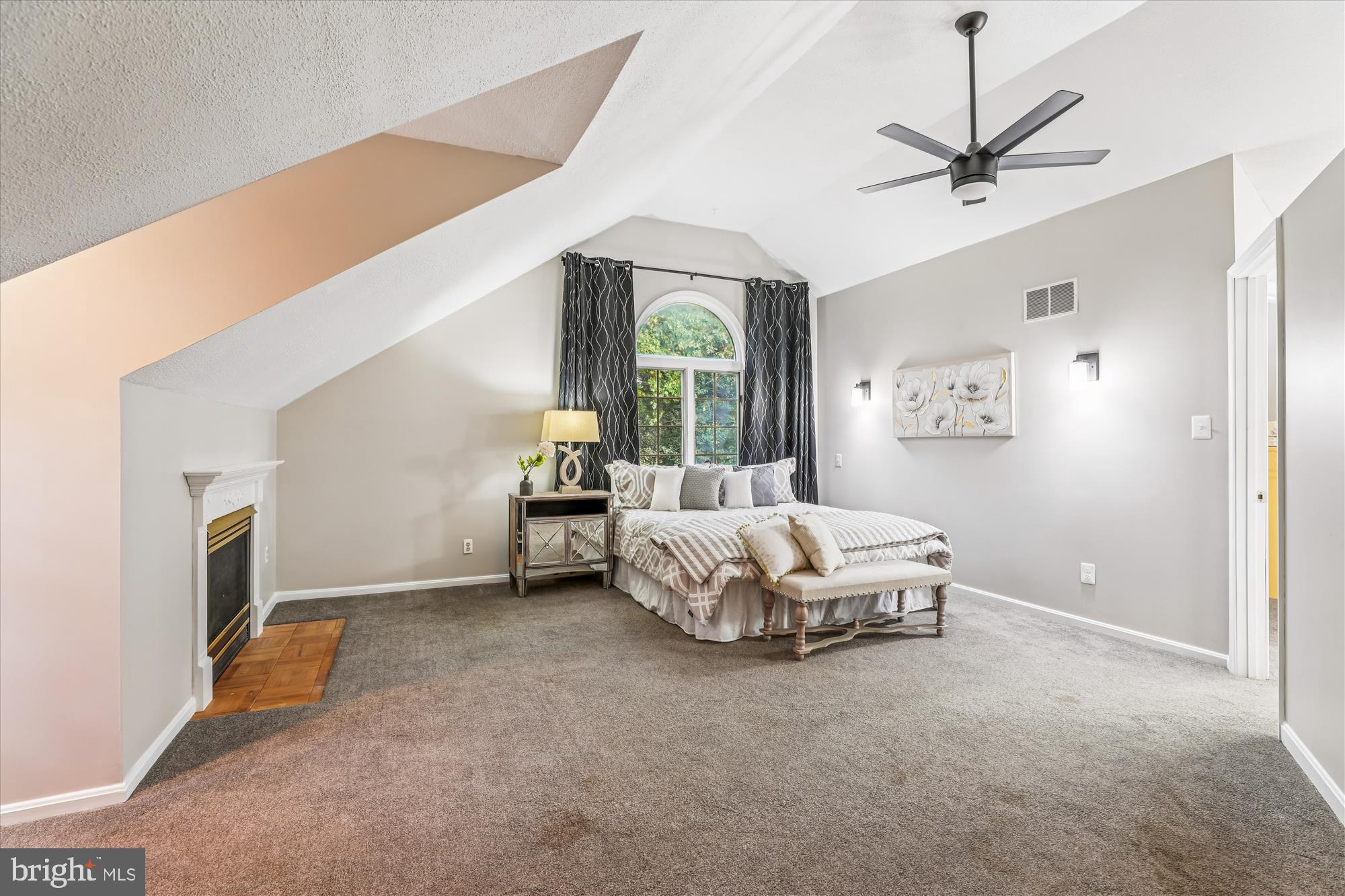 WOODBRIDGE FOREST - Residential